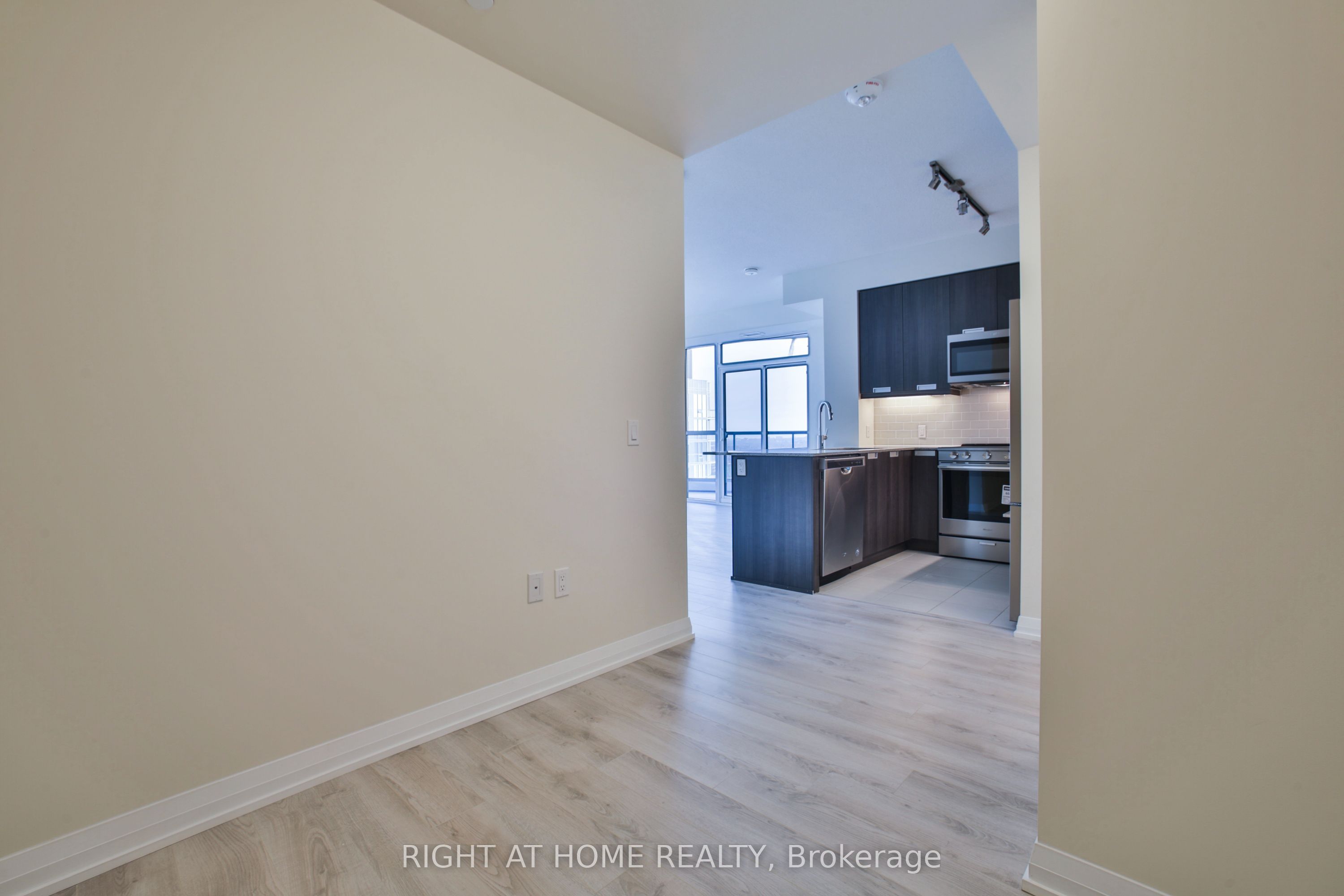 35 Watergarden Drive 2014 Property Photo 26