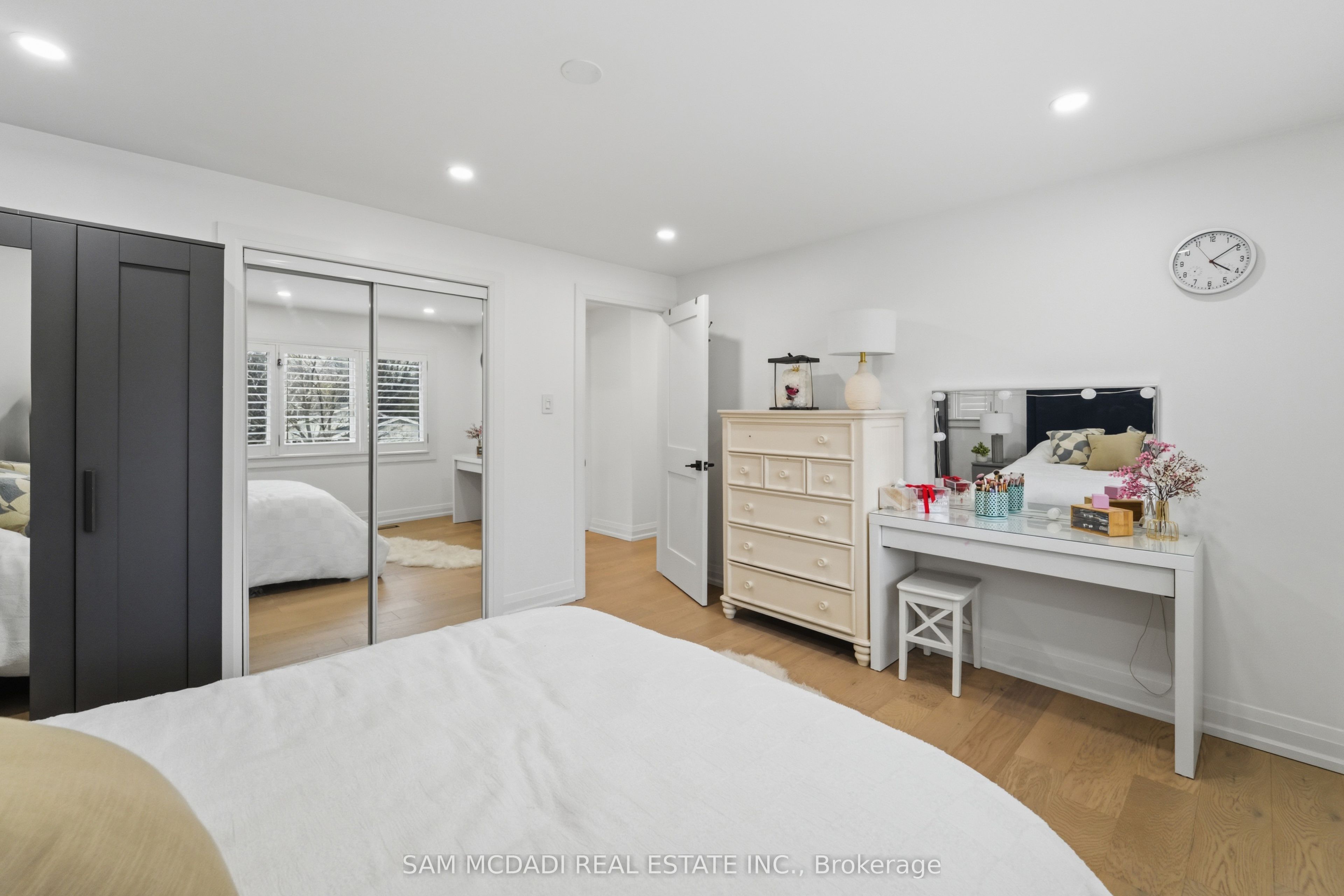 2290 Devon Road Property Photo 16