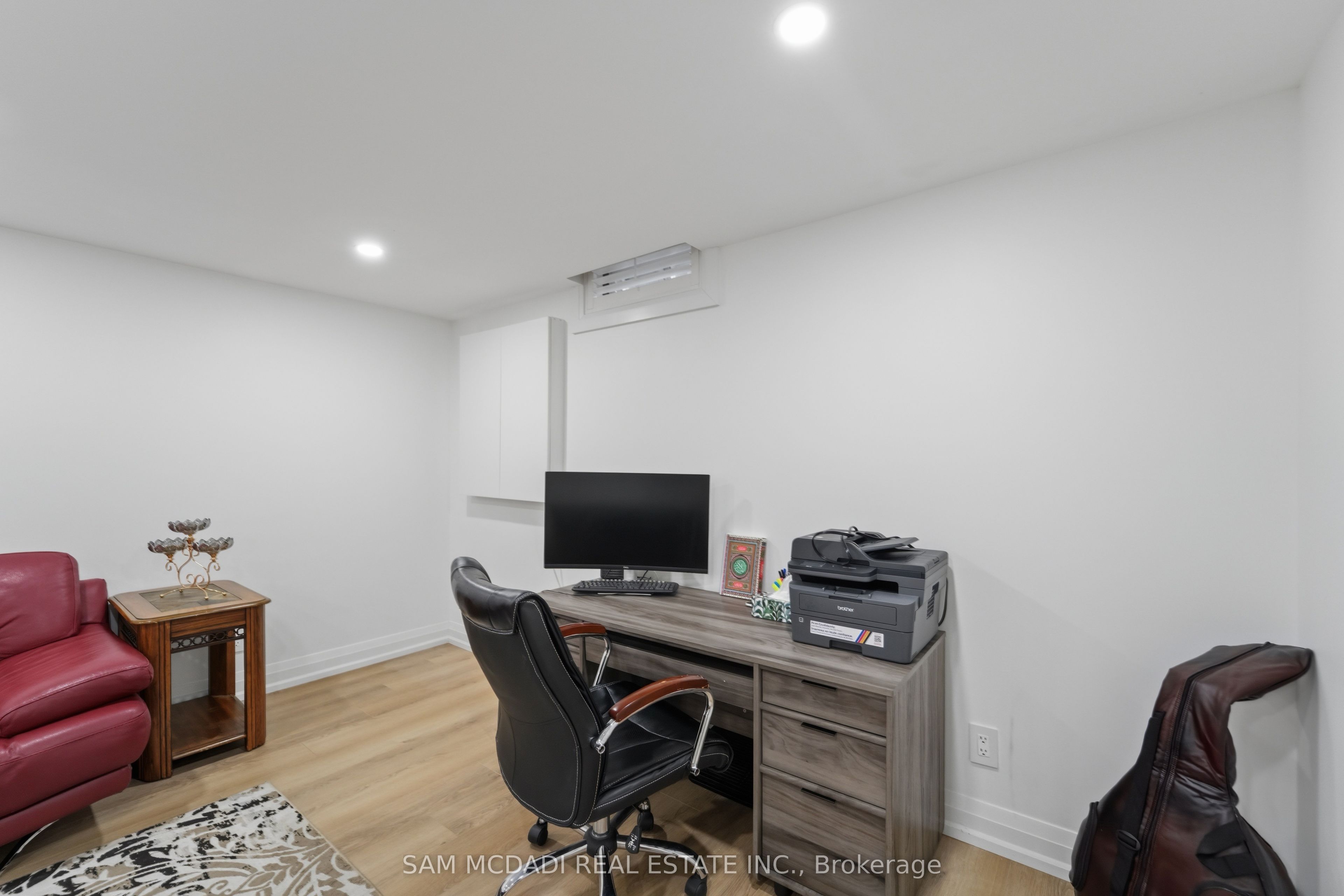 2290 Devon Road Property Photo 24