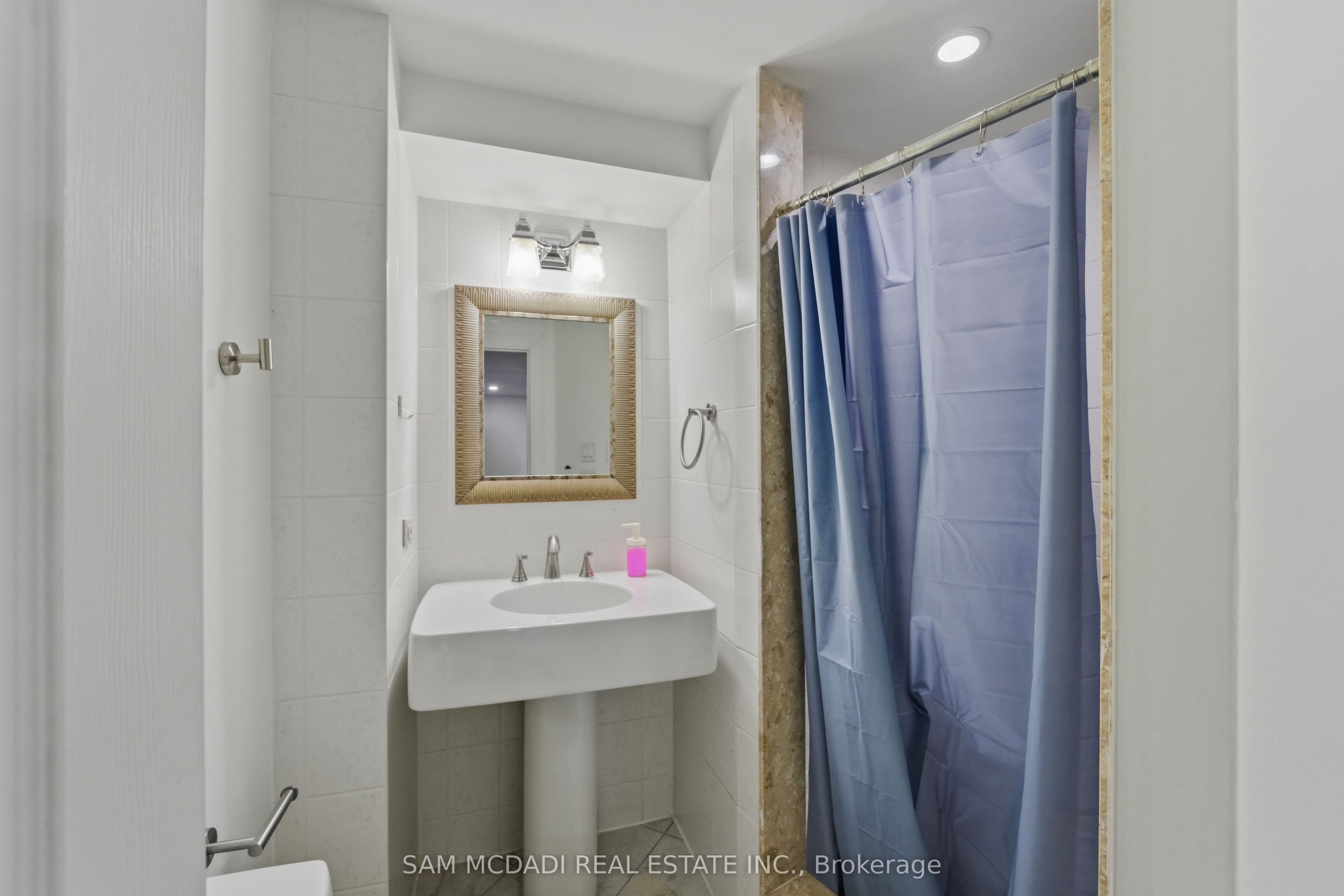 2290 Devon Road Property Photo 25