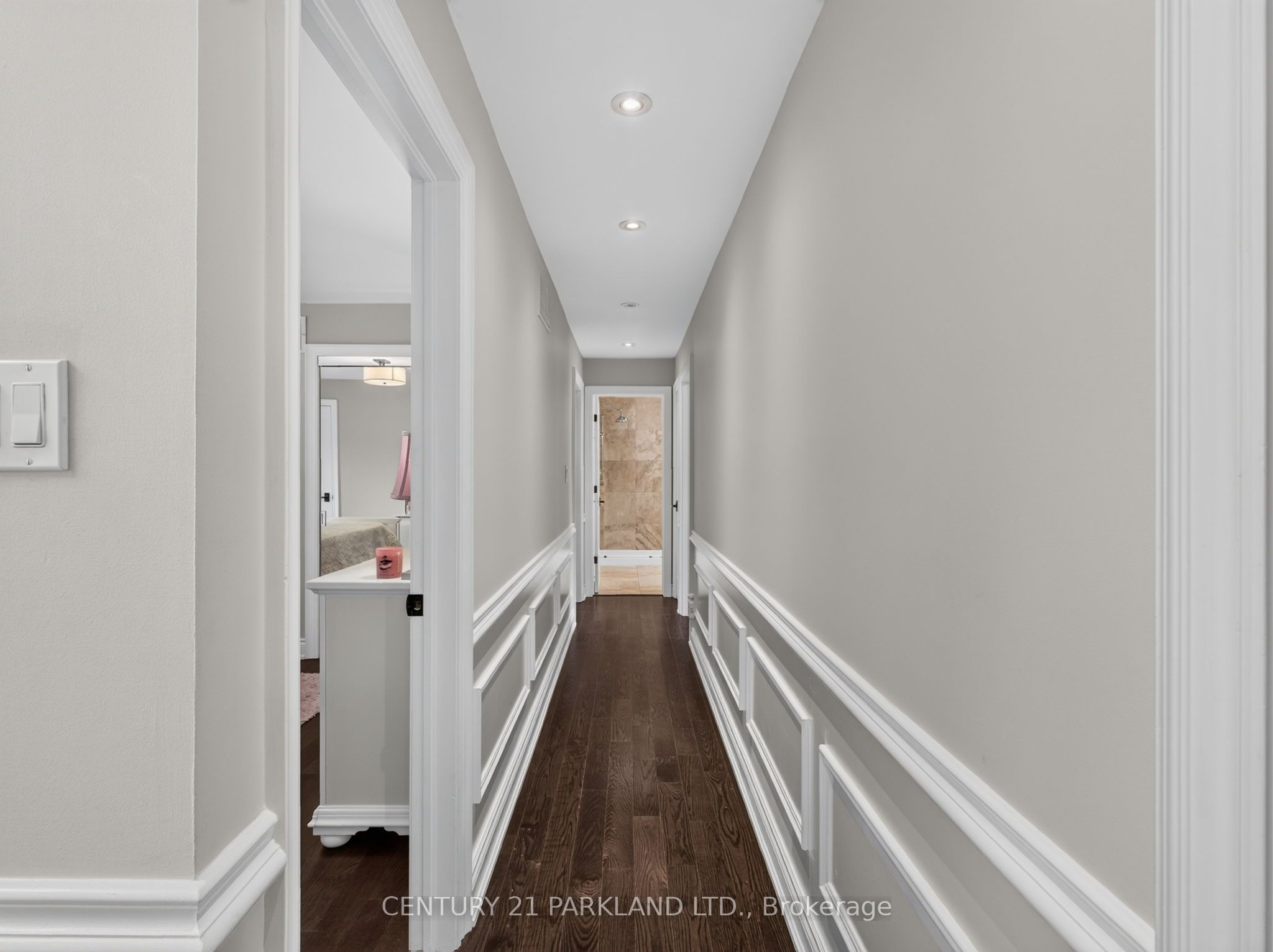 1302 Hillview Crescent Property Photo 27