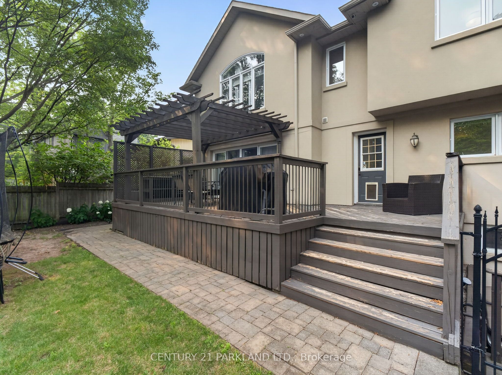 1302 Hillview Crescent Property Photo 40