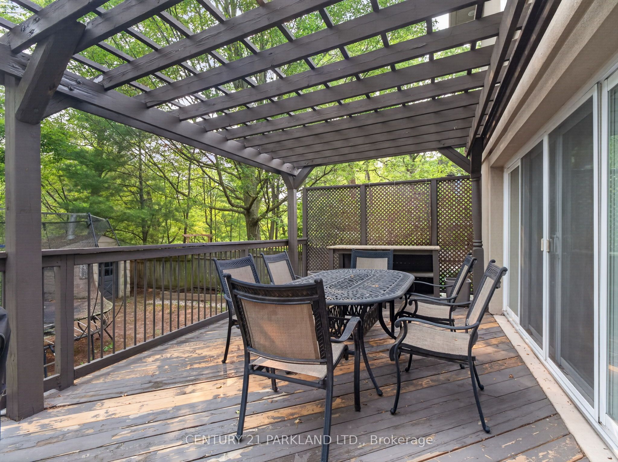 1302 Hillview Crescent Property Photo 41