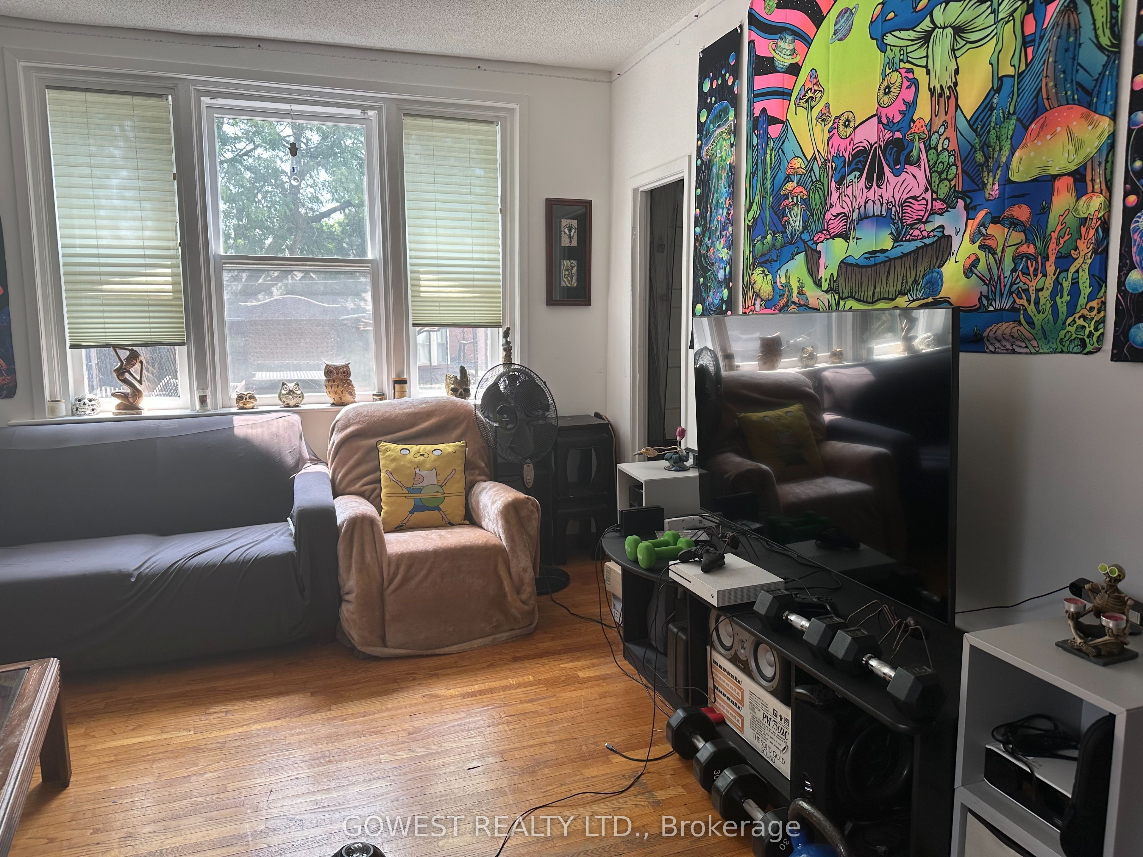 30 Grenadier Road Property Photo 8