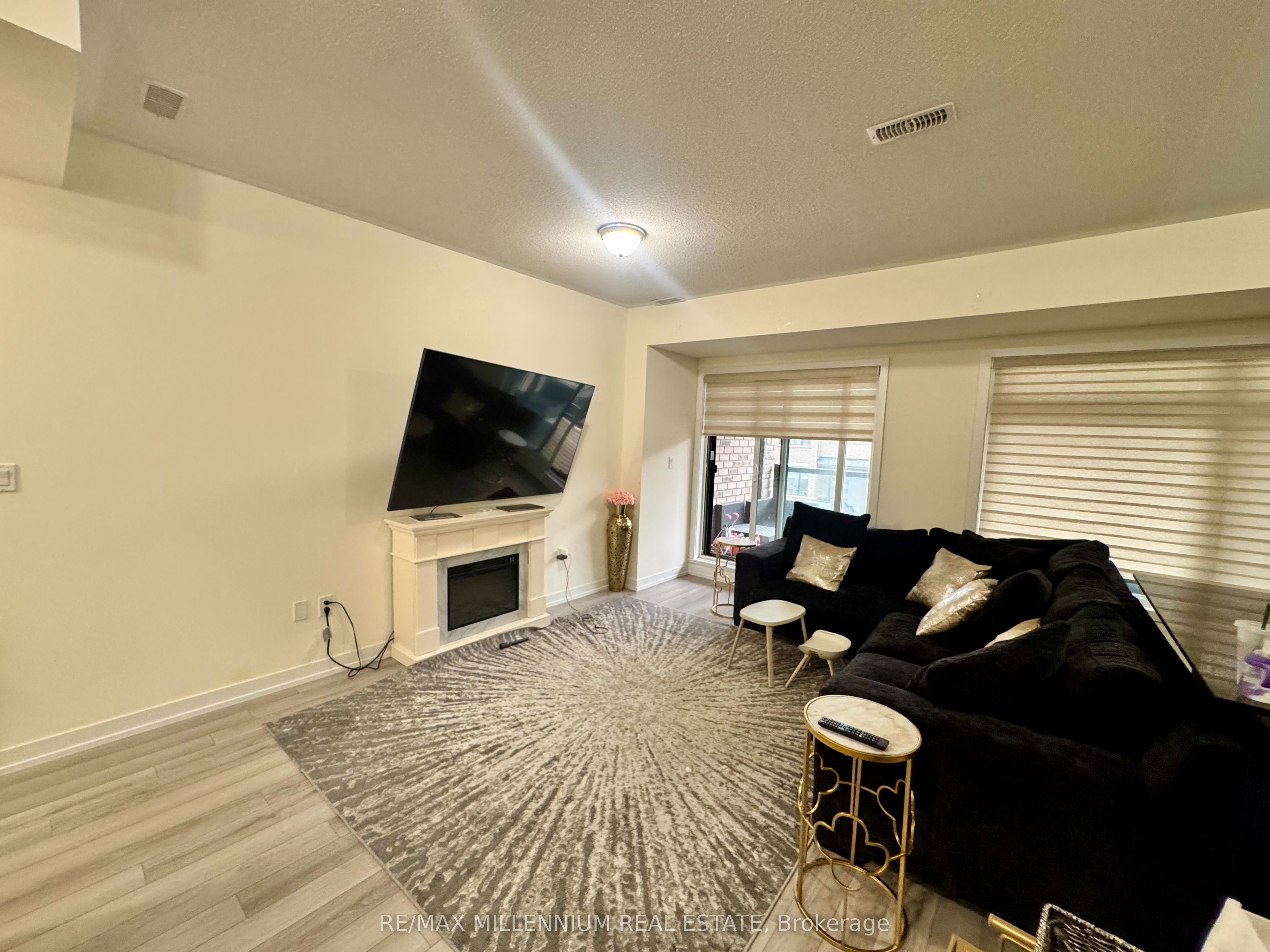 1559 Moonseed Place Property Photo 4