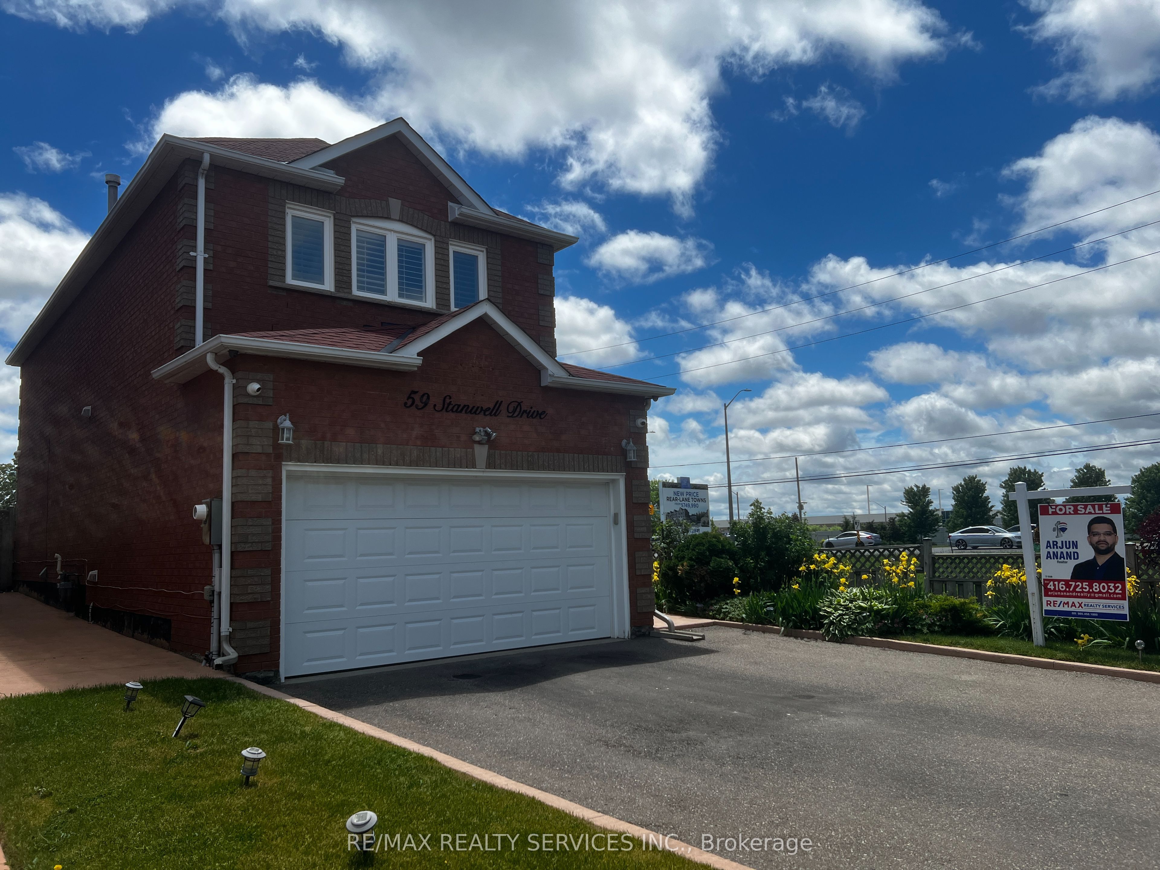 59 Stanwell Drive Property Photo 2
