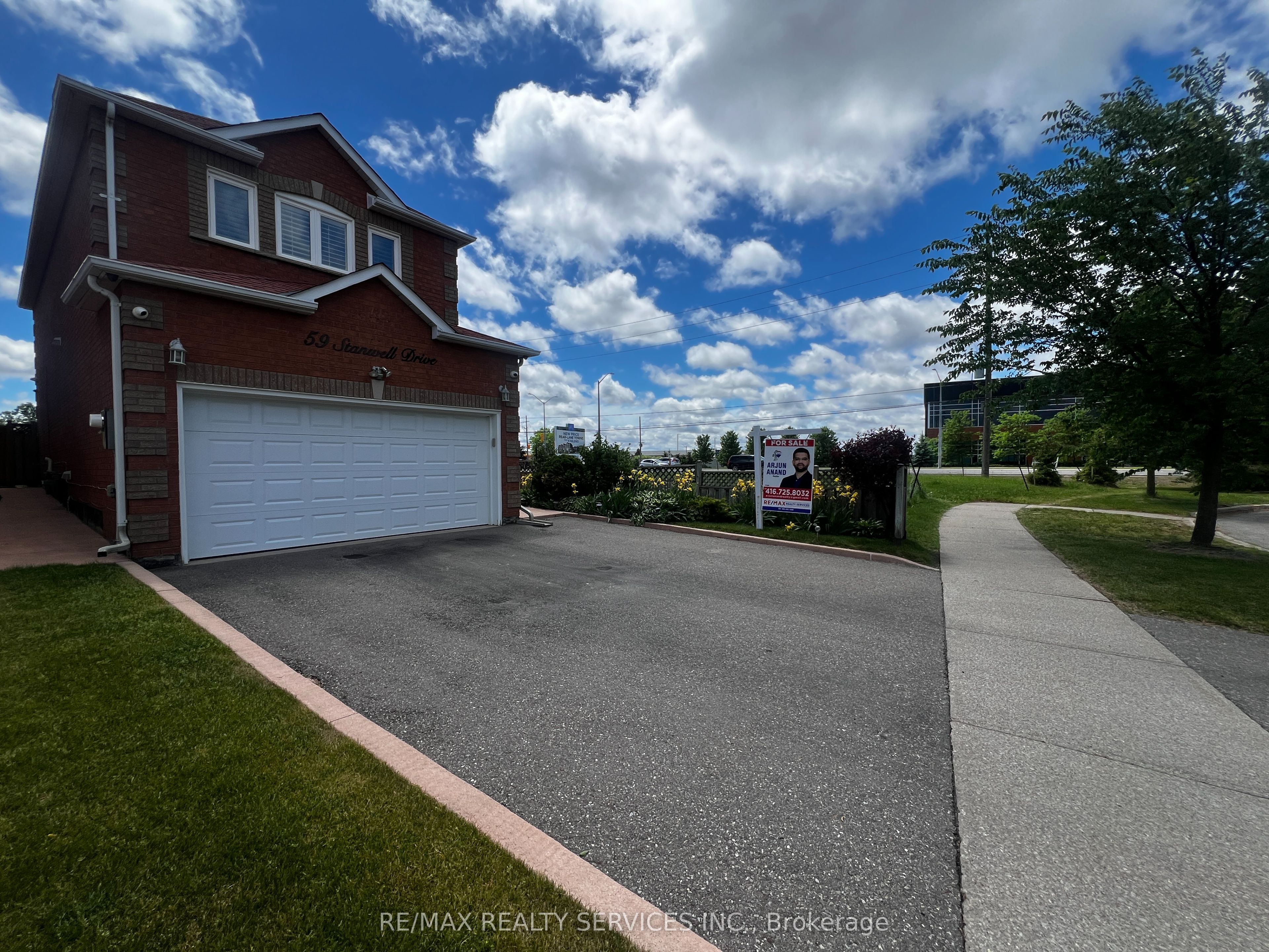 59 Stanwell Drive Property Photo 4