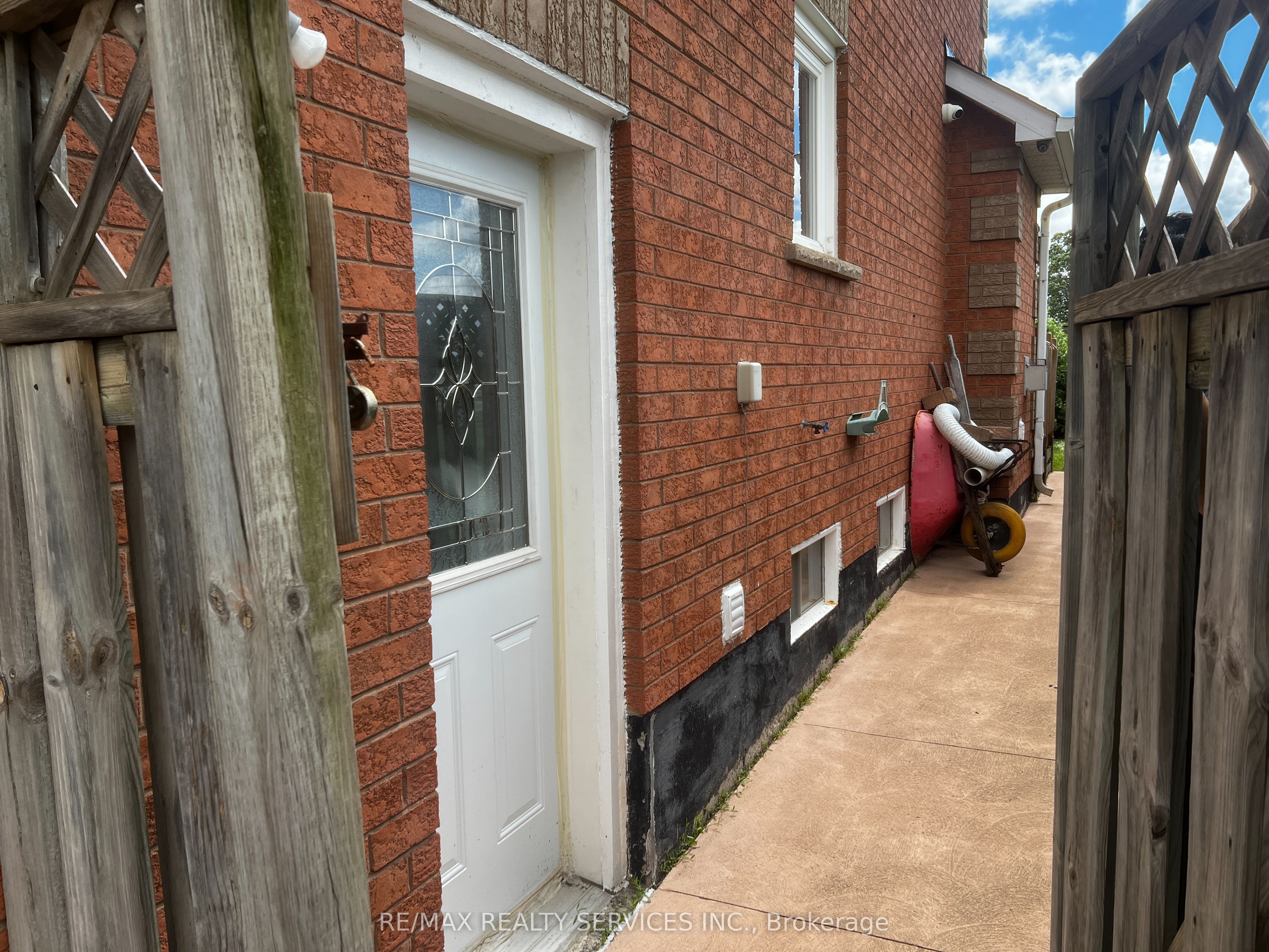 59 Stanwell Drive Property Photo 12