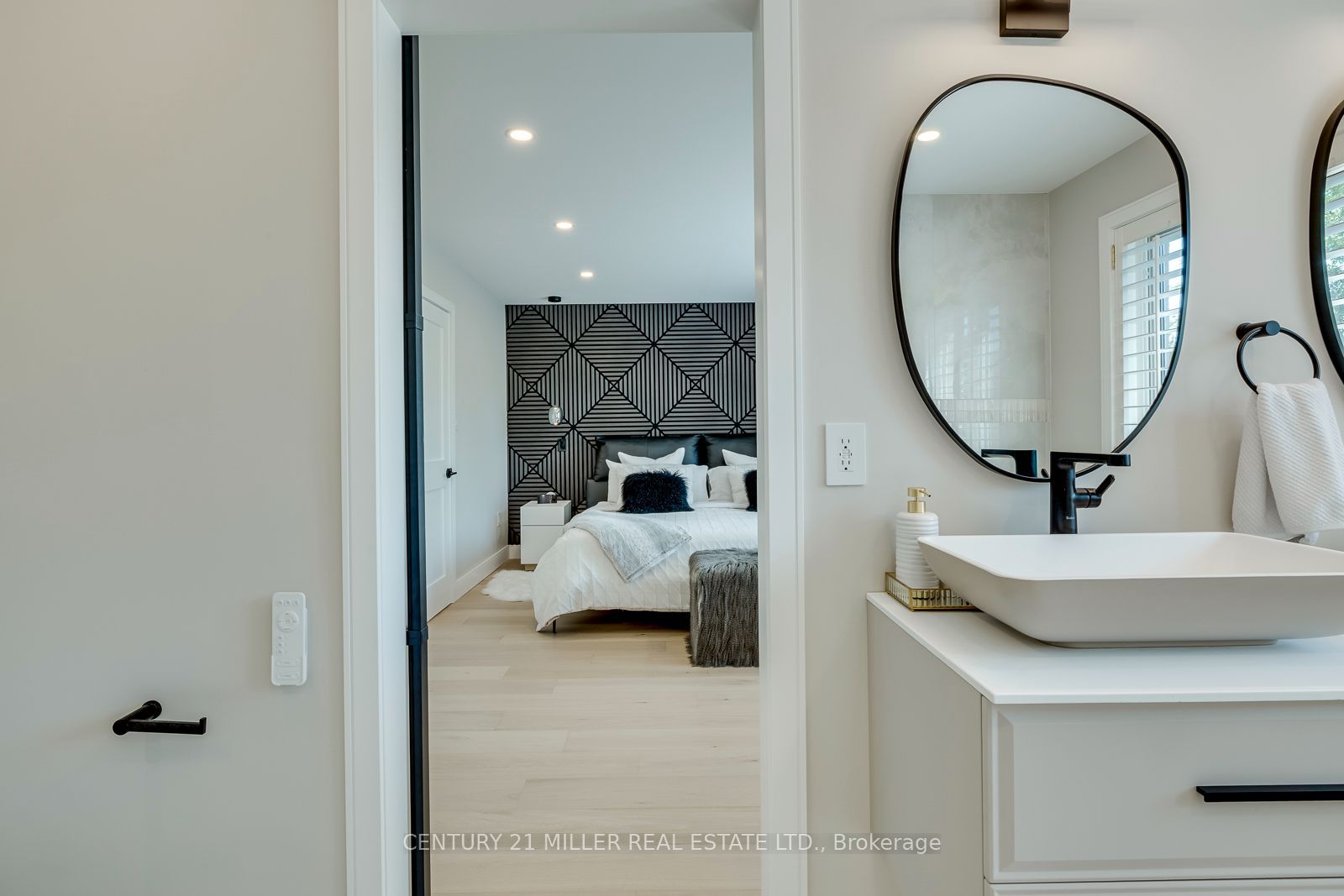1267 Dorval Drive 65 Property Photo 32