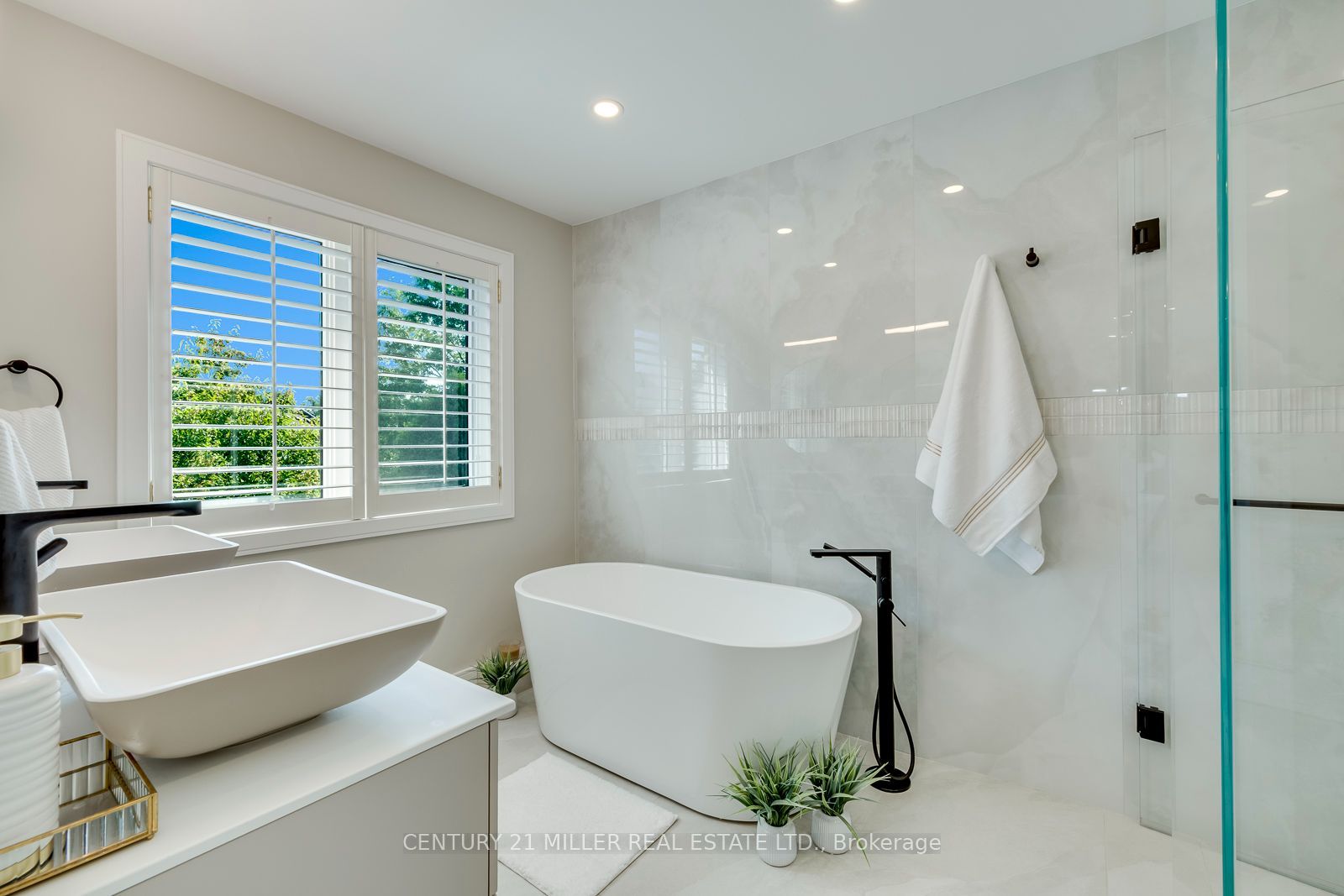 1267 Dorval Drive 65 Property Photo 33