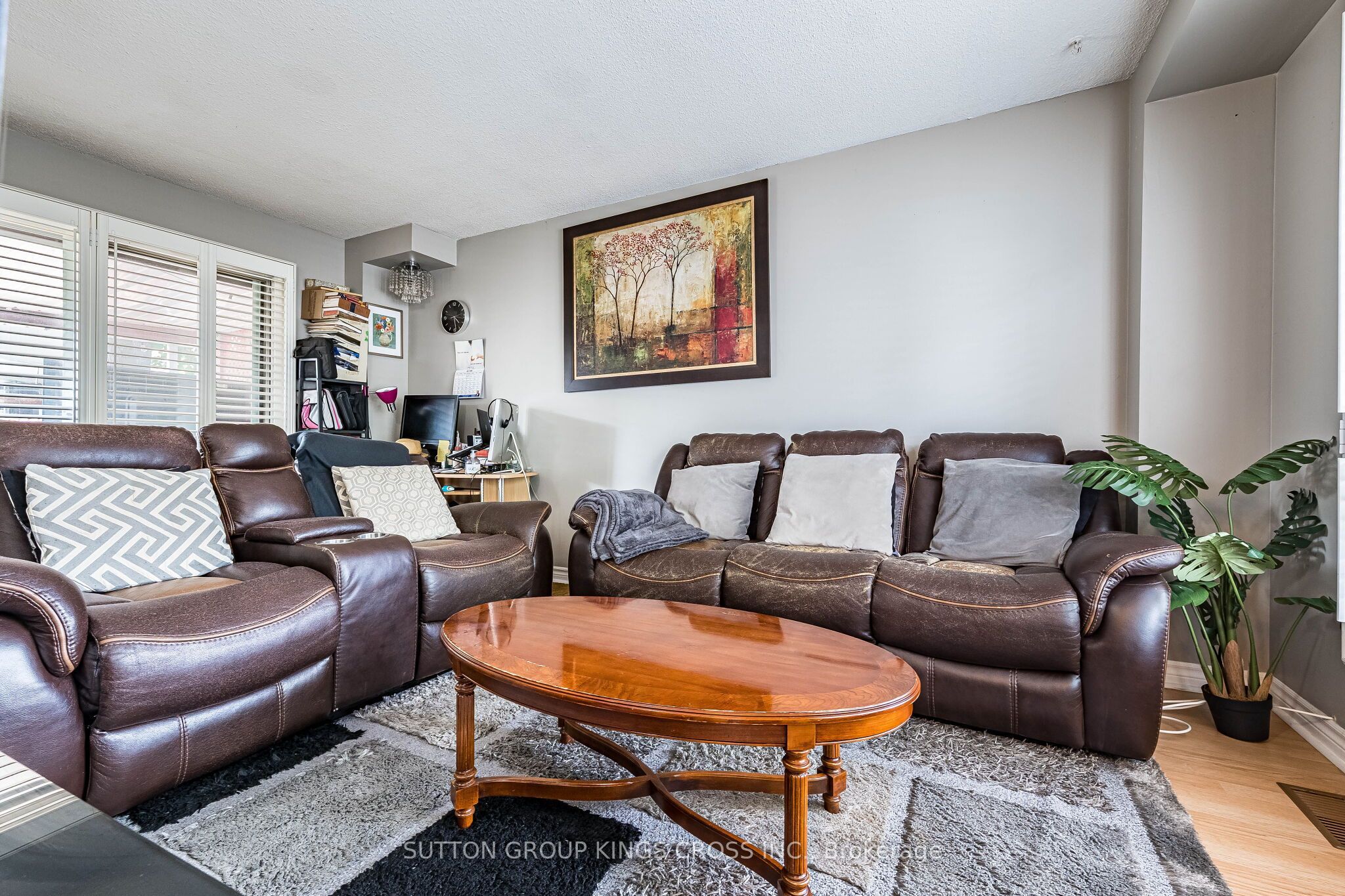 2 Hemlark Court Property Photo 7