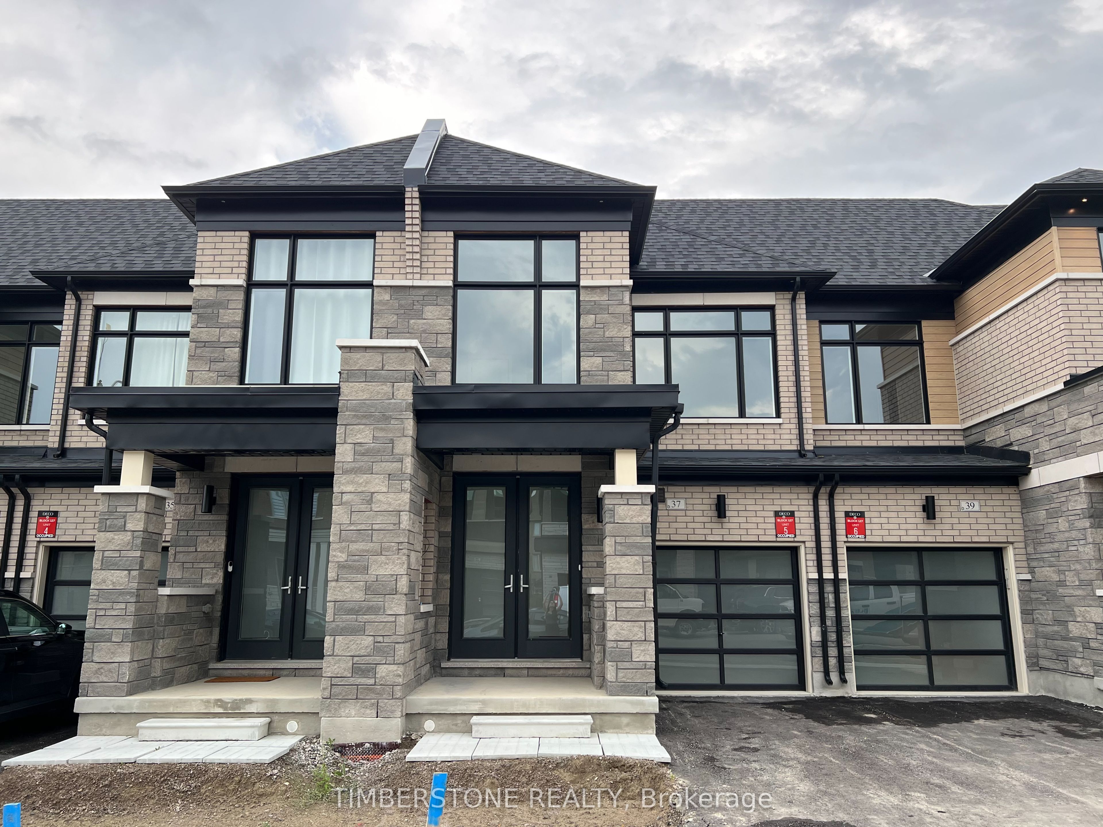 37 Boswell Drive Property Photo 2