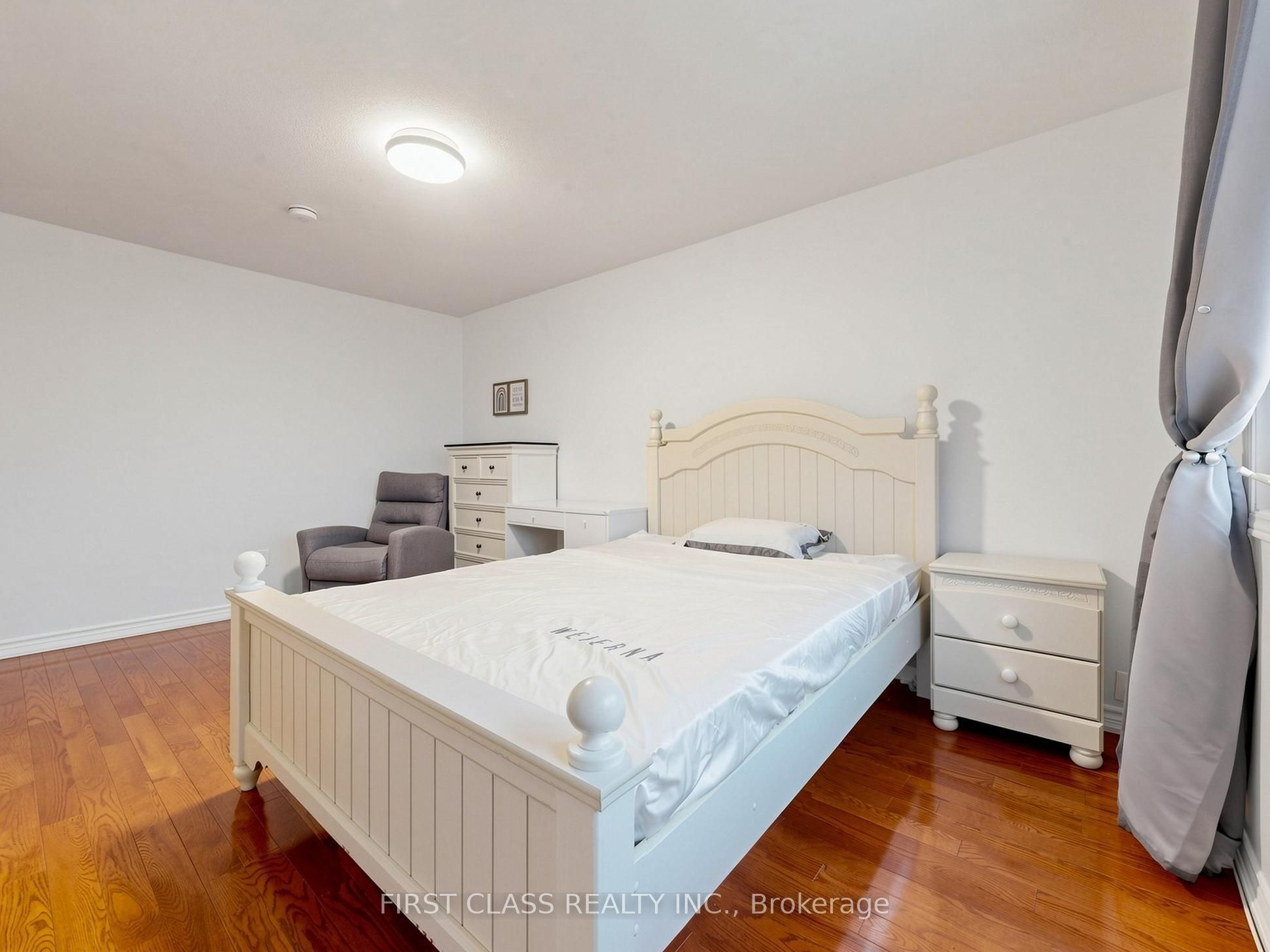967 White Clover Way Property Photo 27