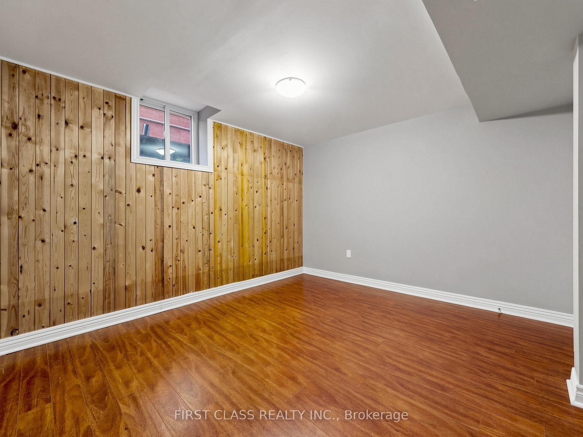 967 White Clover Way Property Photo 37