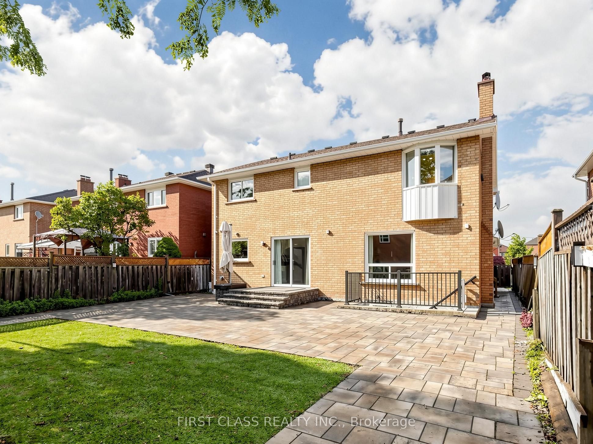 967 White Clover Way Property Photo 43