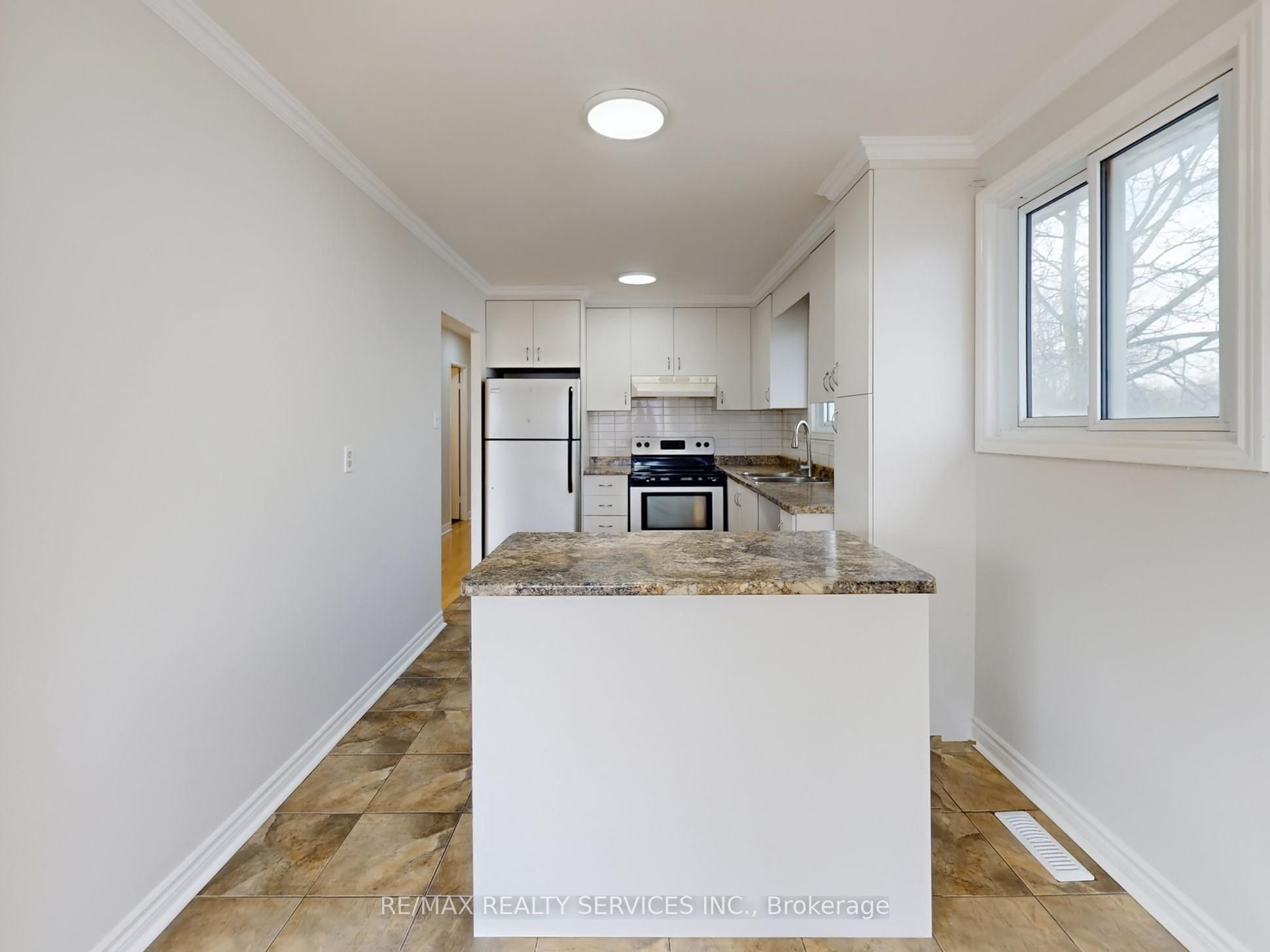 9 Glenridge Road Property Photo 16
