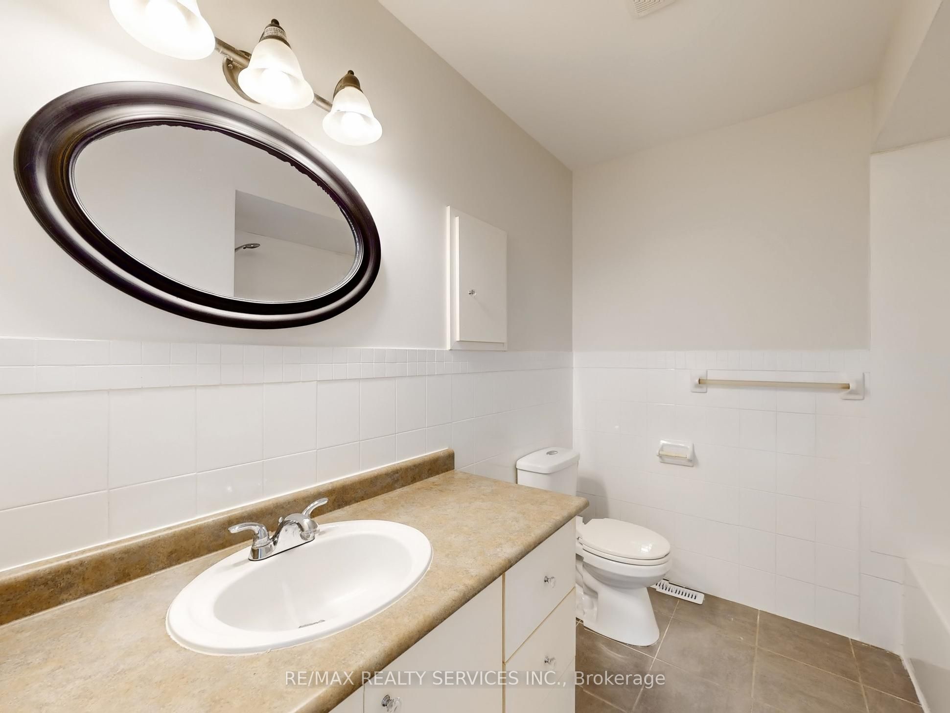 9 Glenridge Road Property Photo 28