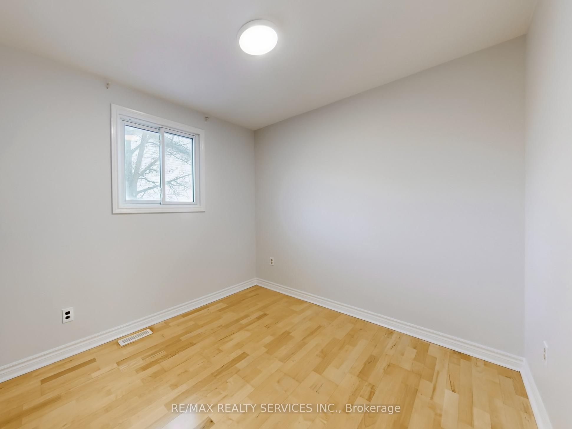 9 Glenridge Road Property Photo 35