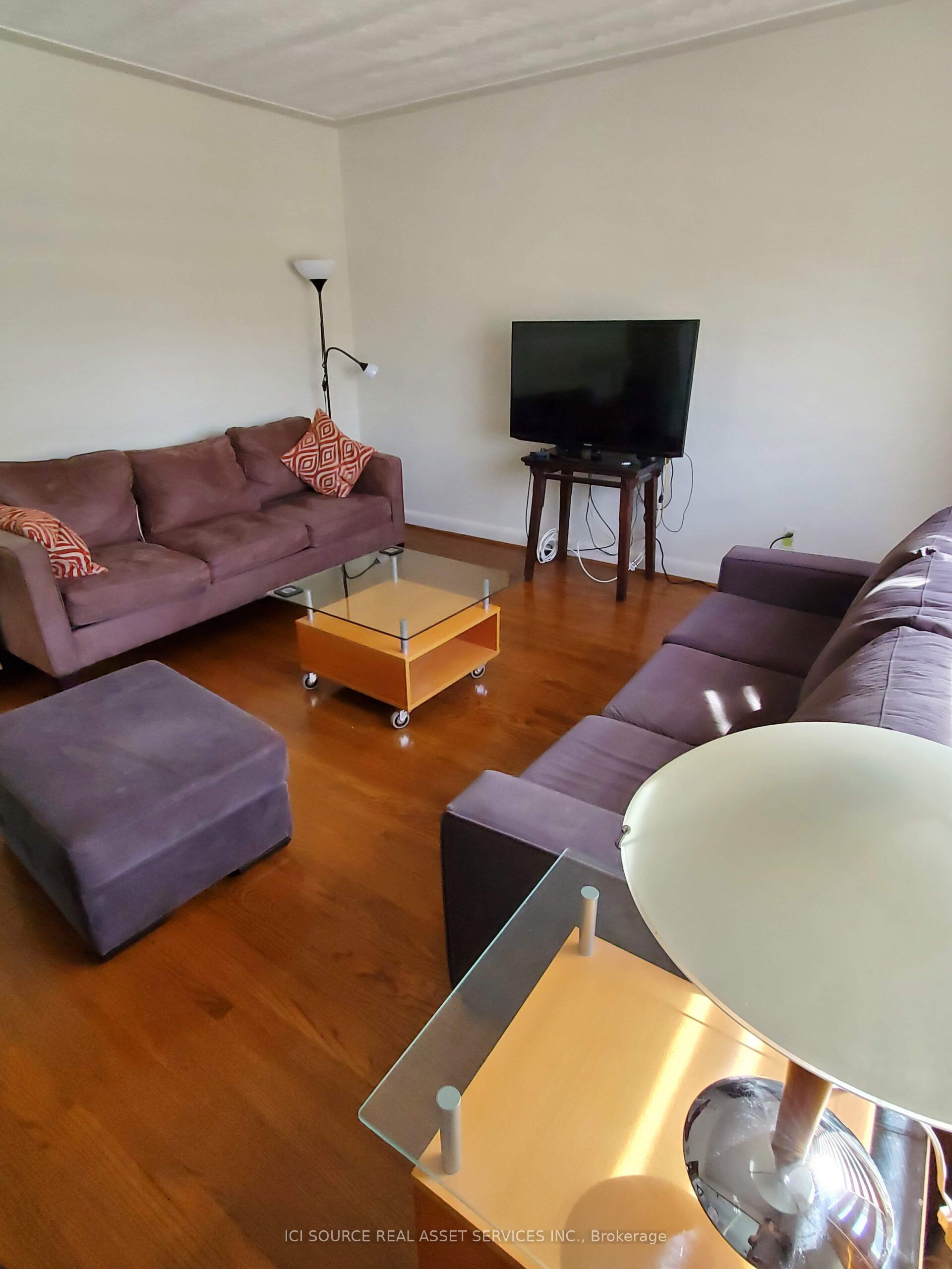 412 Mountainview Drive Main Floor Property Photo 6