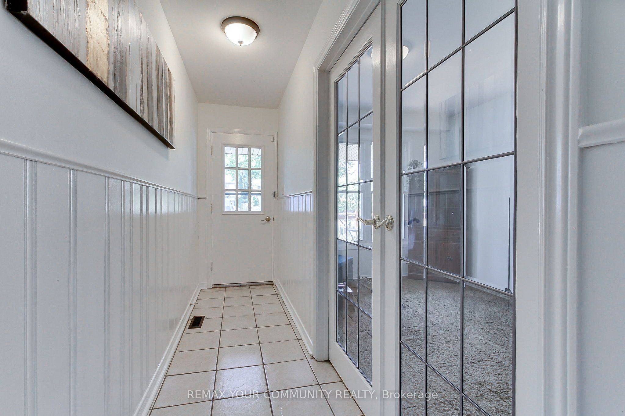 W13592118 Property Photo 3