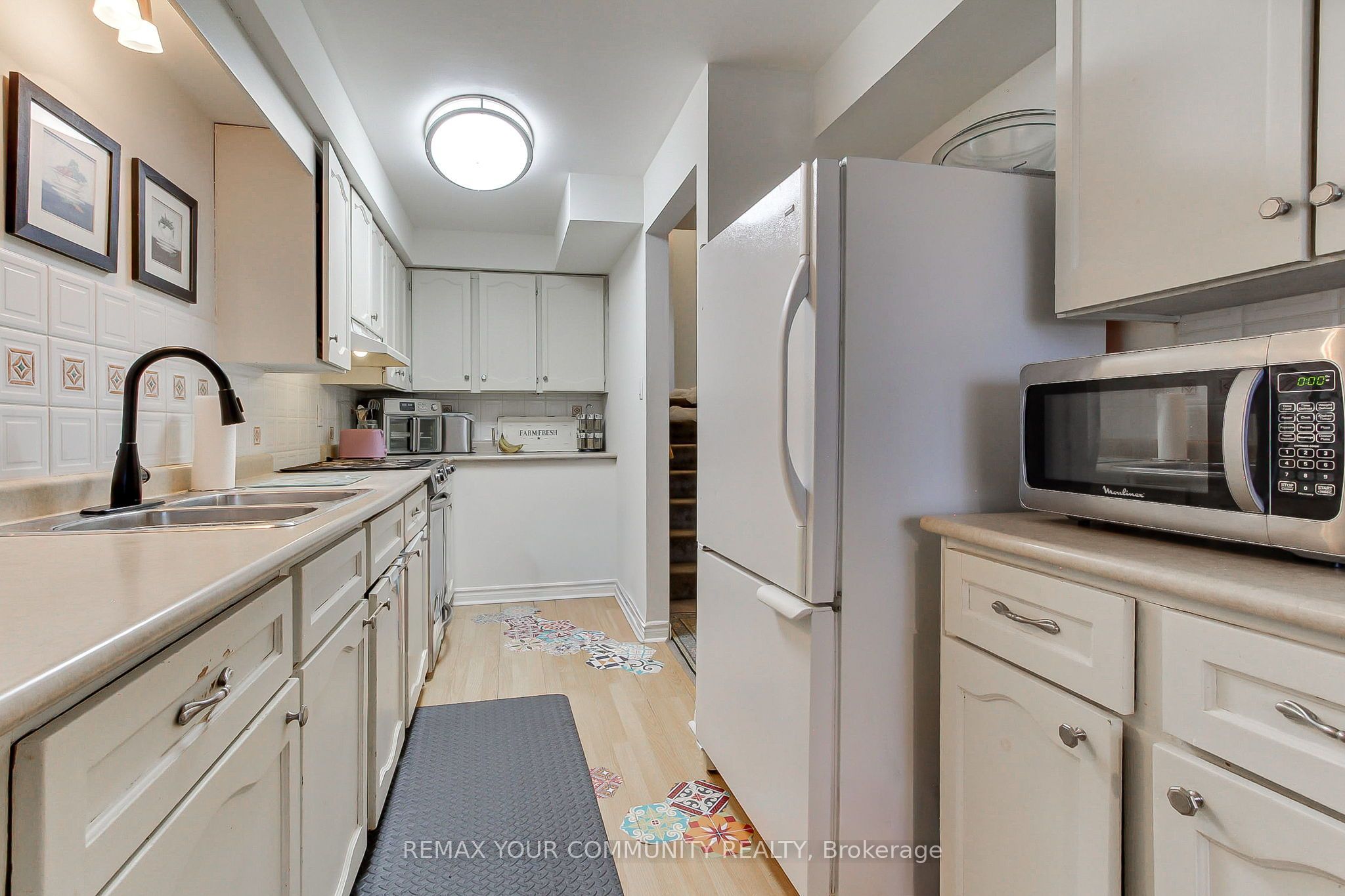 W13592118 Property Photo 10