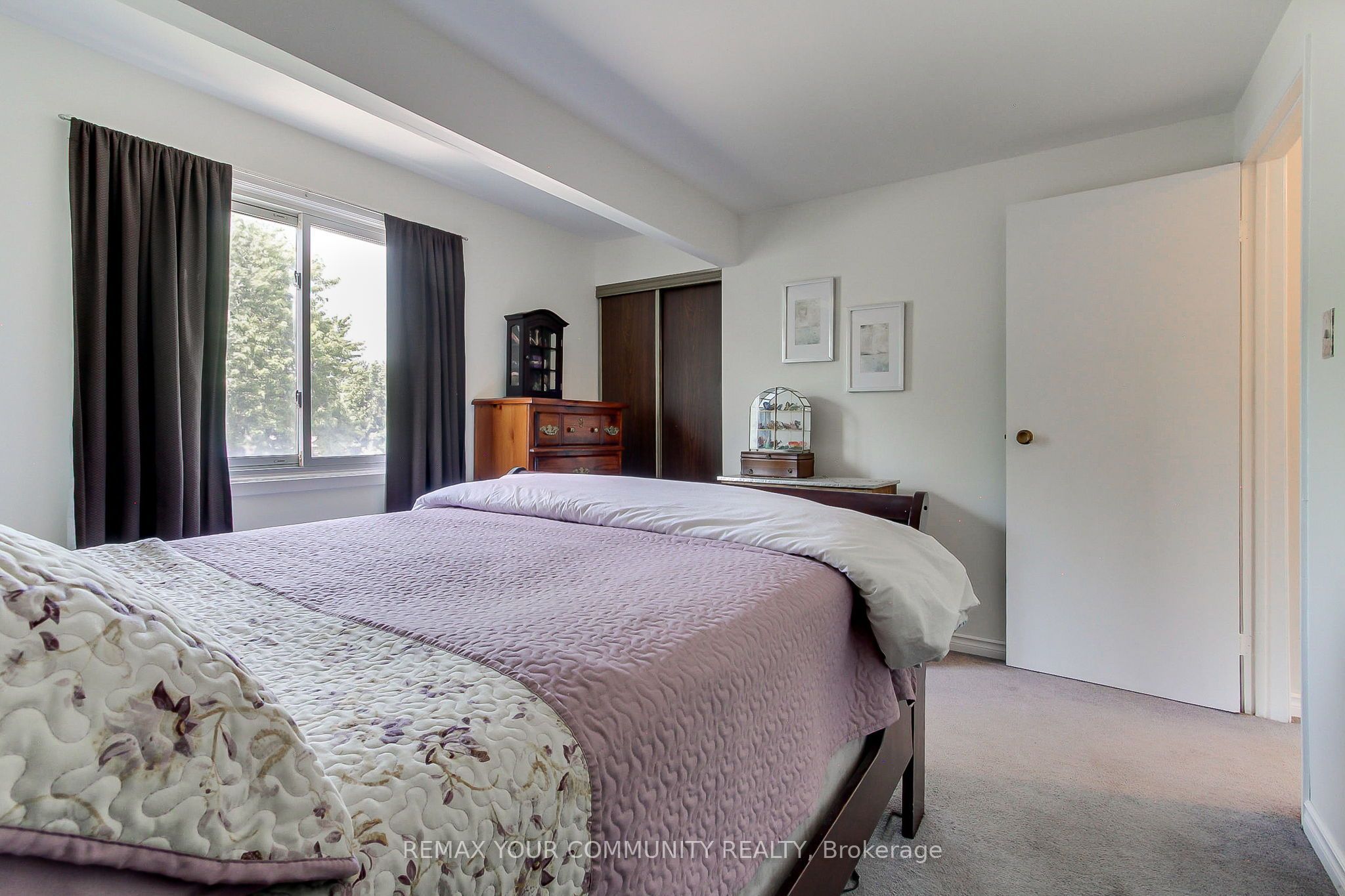 W13592118 Property Photo 21