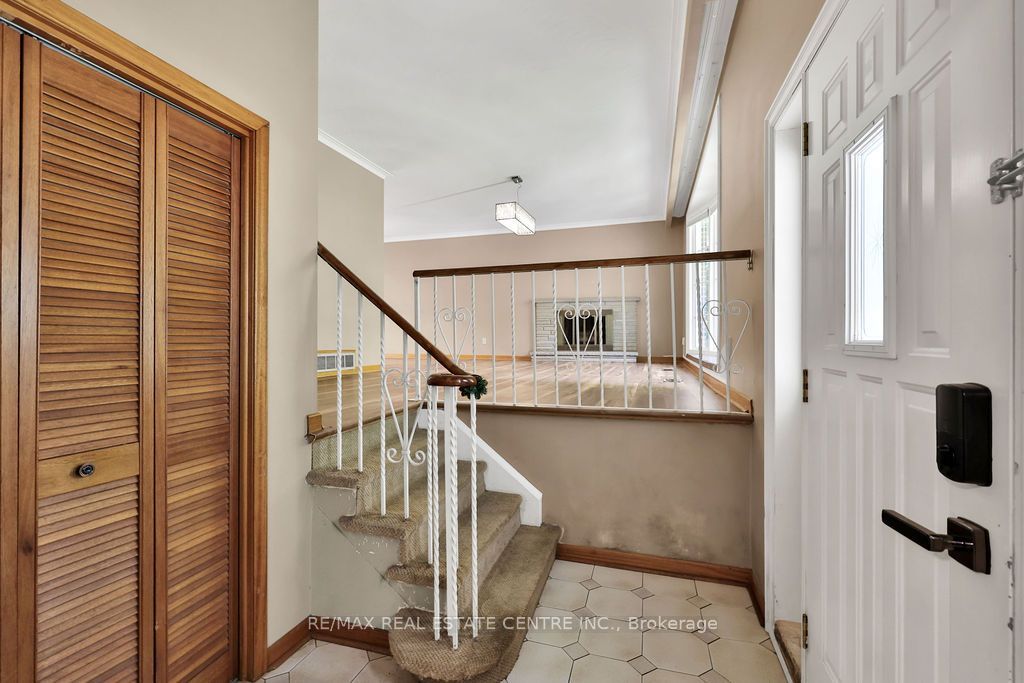 1366 Aldo Drive Property Photo 5