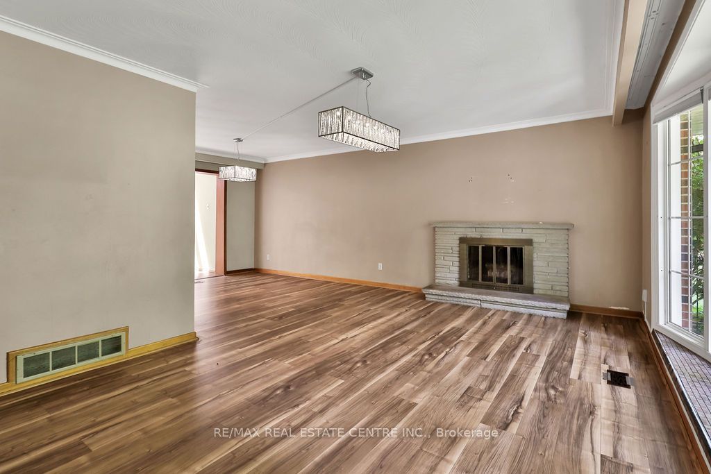 1366 Aldo Drive Property Photo 7