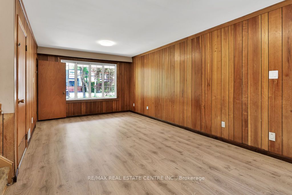 1366 Aldo Drive Property Photo 16
