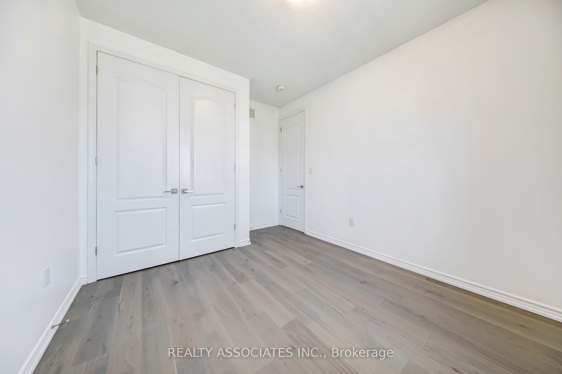 17 Vaudeville Drive Property Photo 18