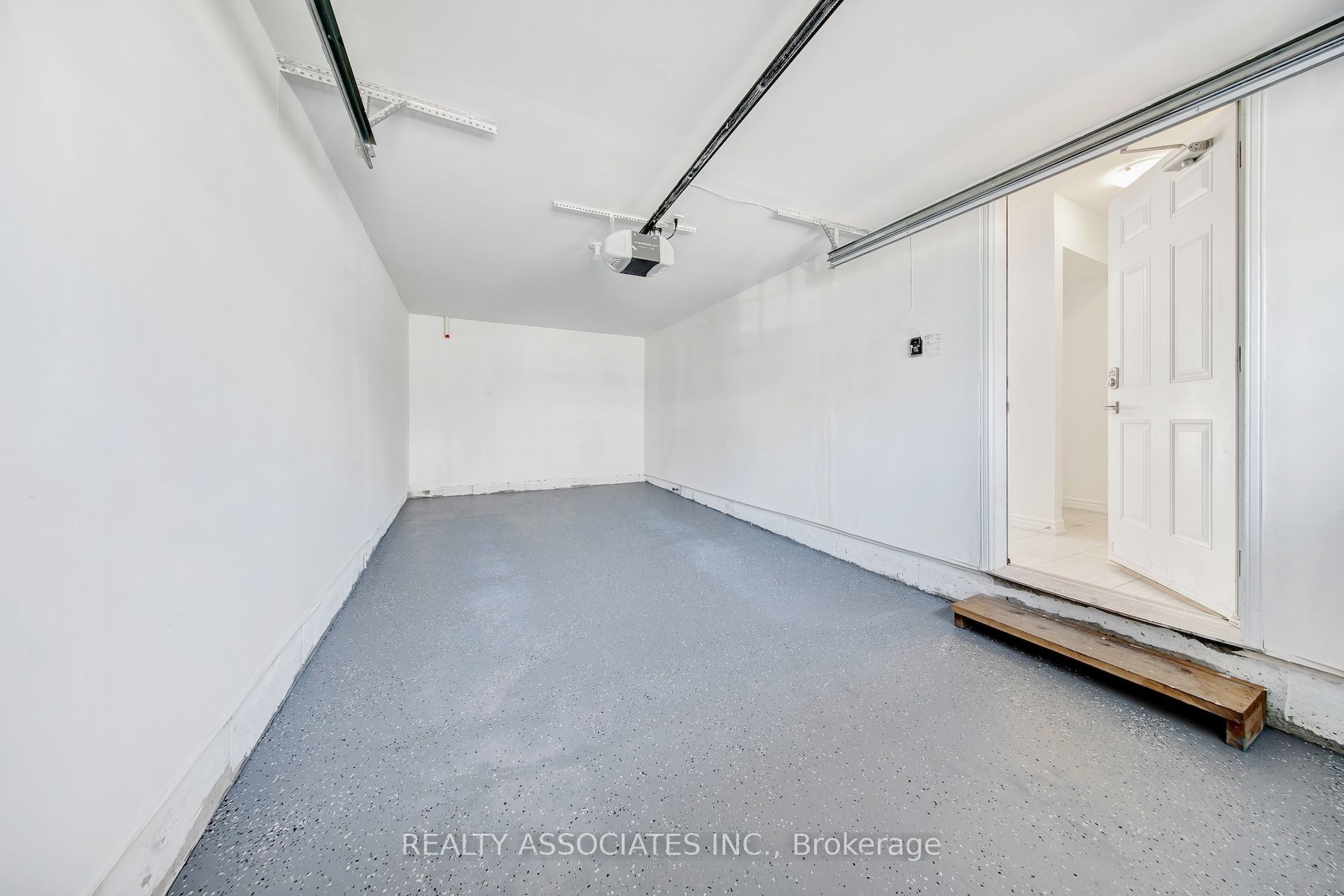 17 Vaudeville Drive Property Photo 19