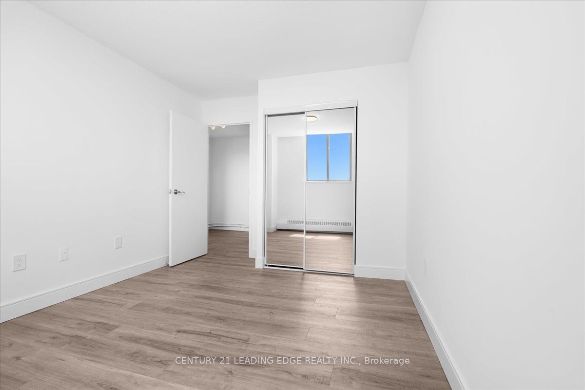 200 Lotherton Pathway 1208 Property Photo 10