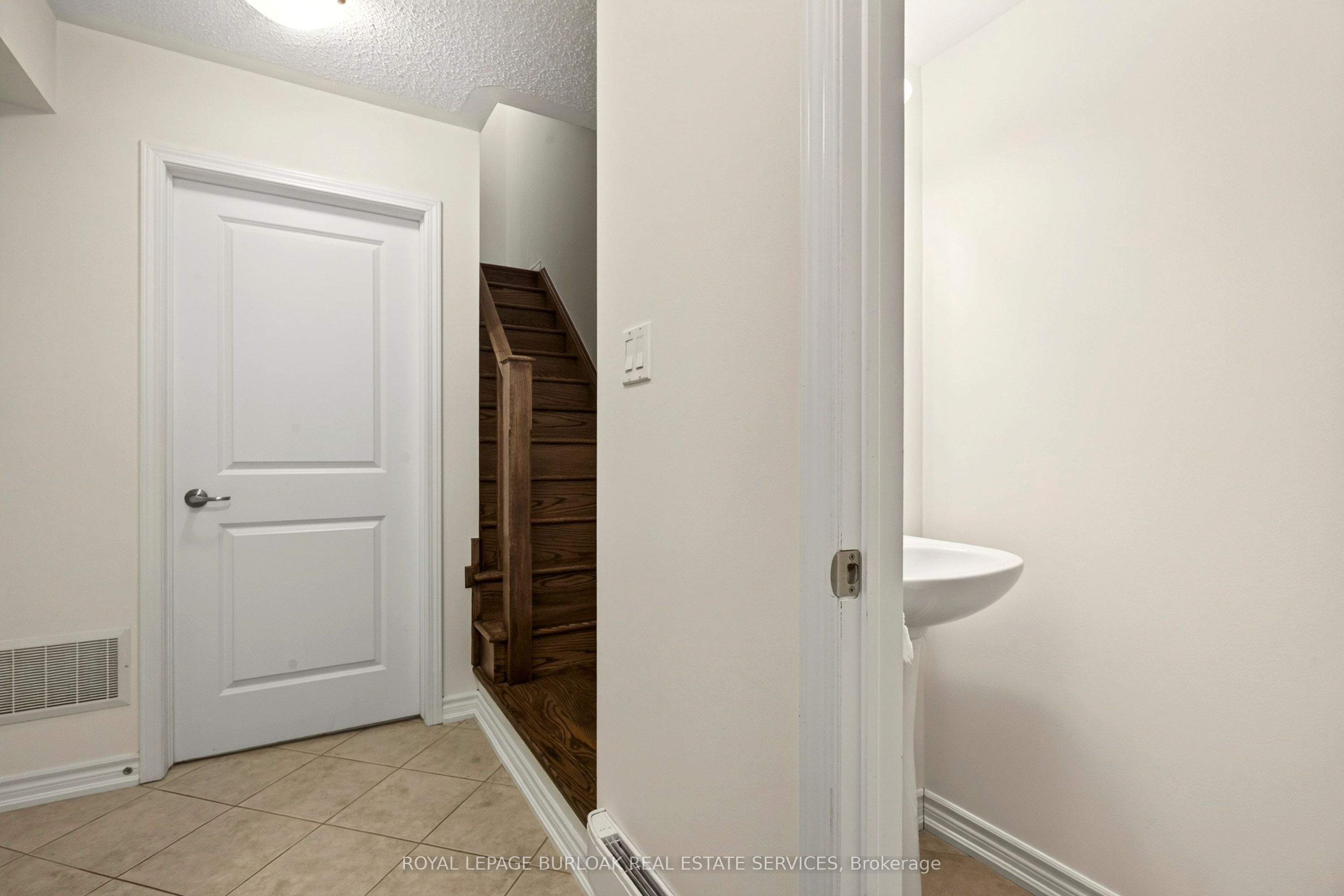 312 Jemima Drive Property Photo 4