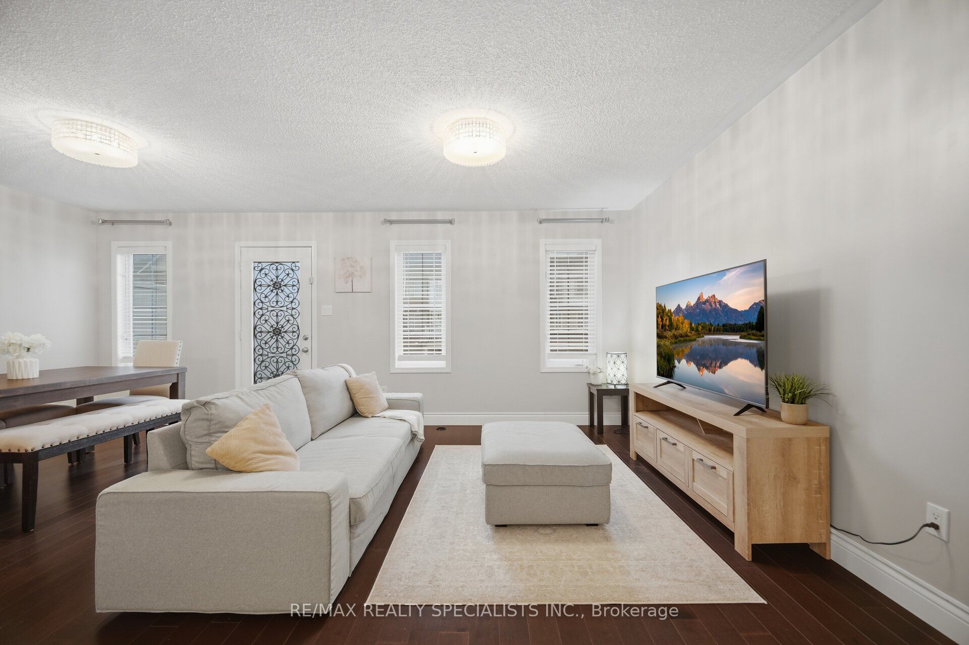 932 Sprague Place Property Photo 15