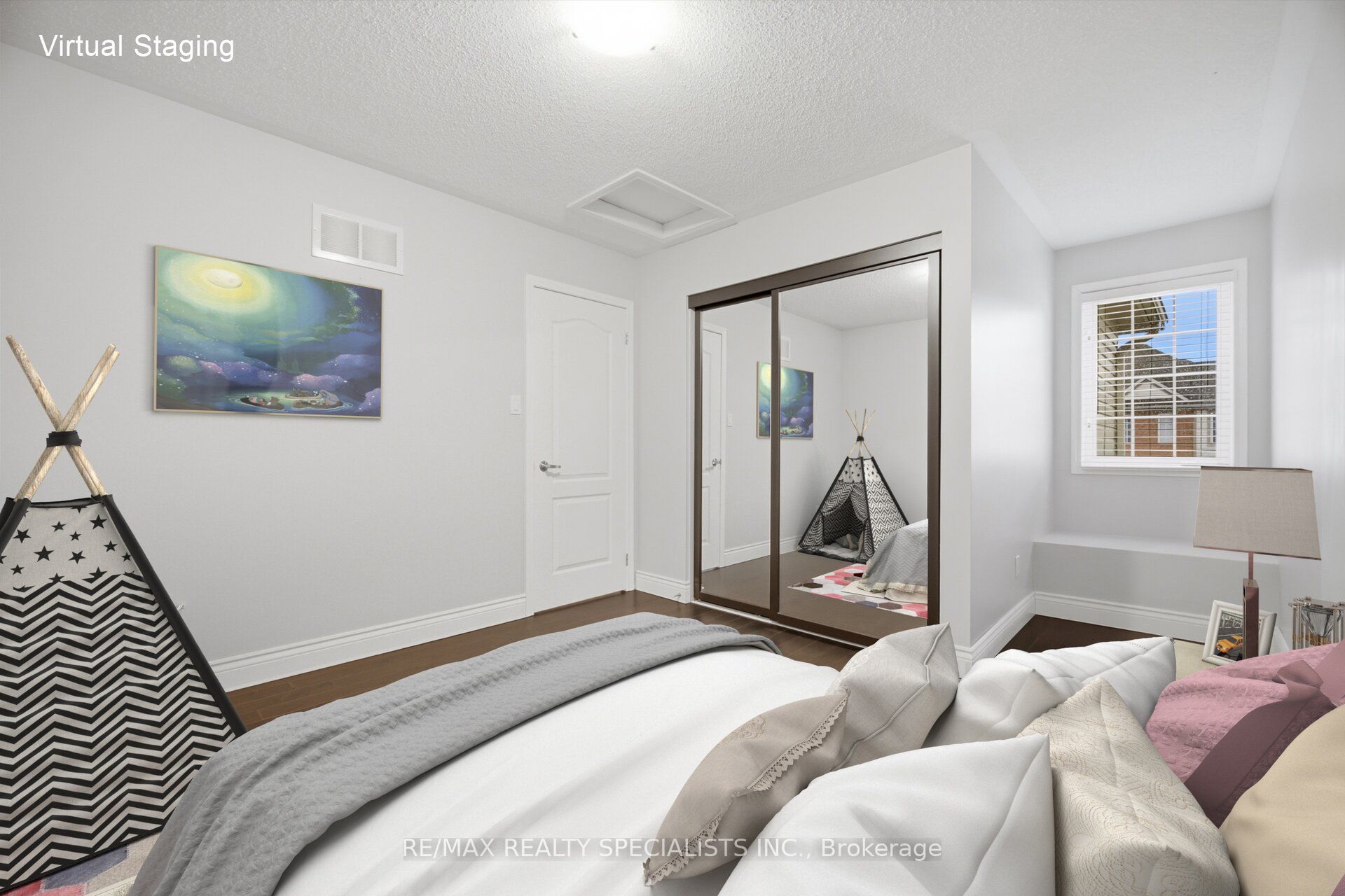 932 Sprague Place Property Photo 39