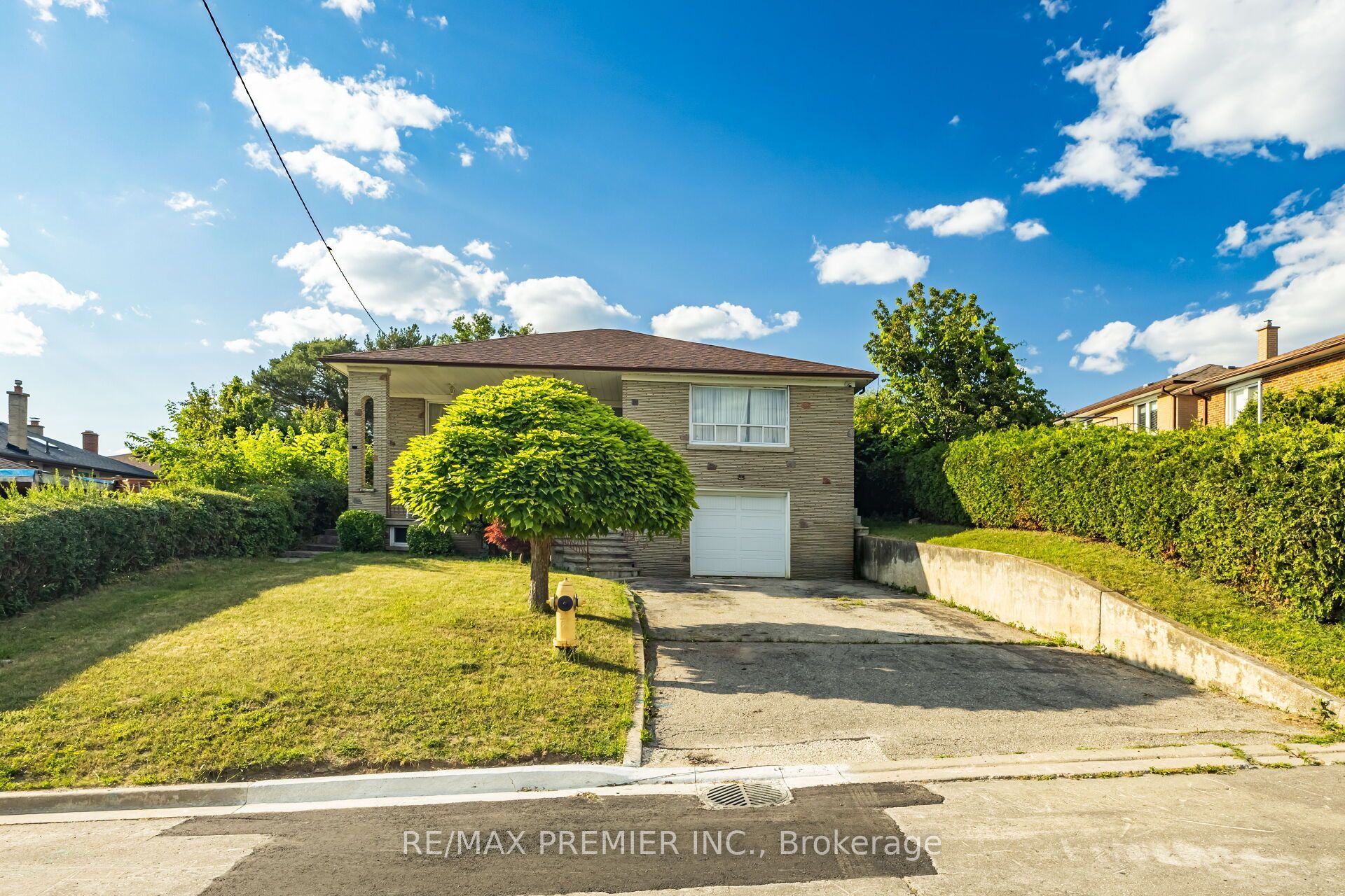 6 Canton Avenue Property Photo 2