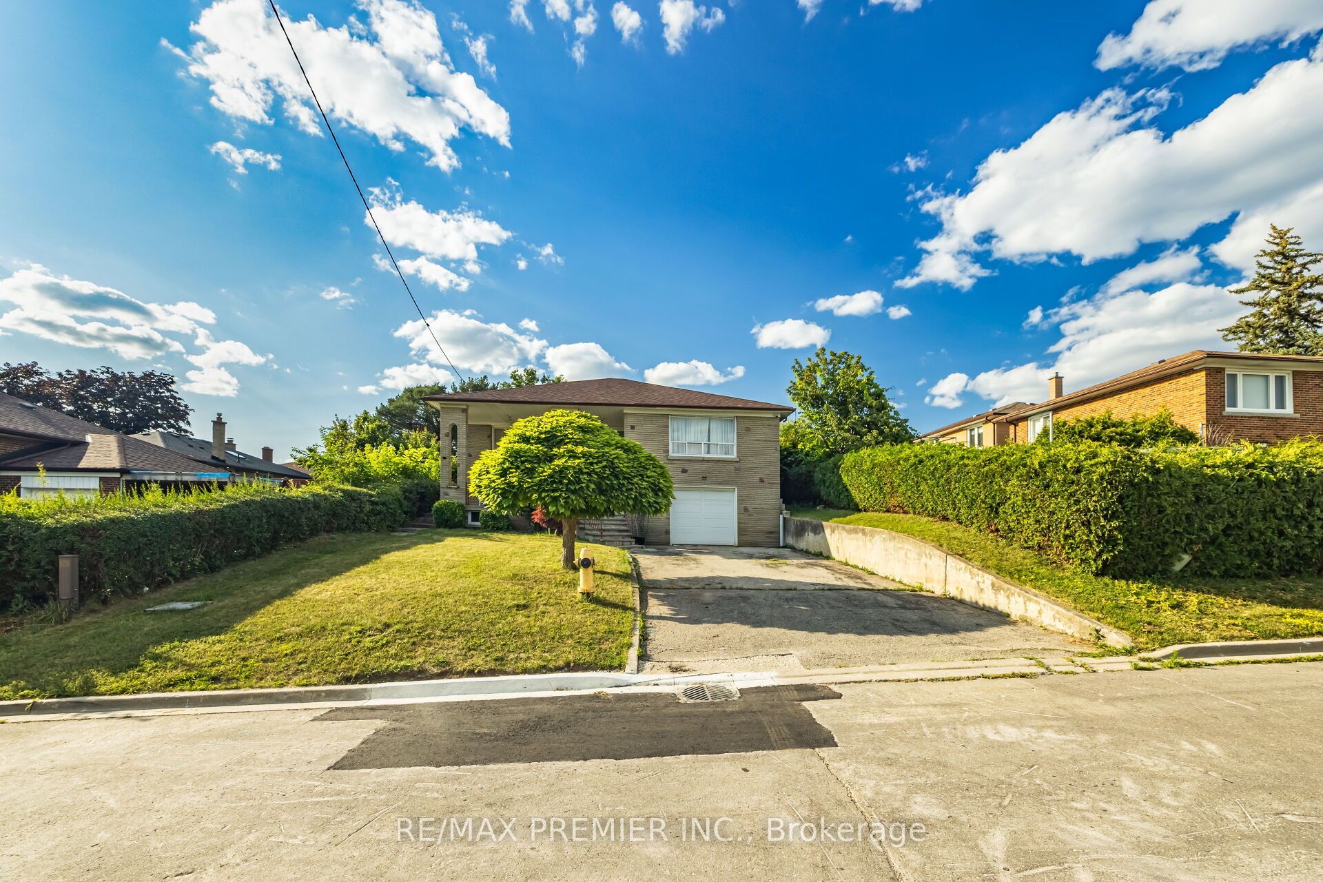 6 Canton Avenue Property Photo 4