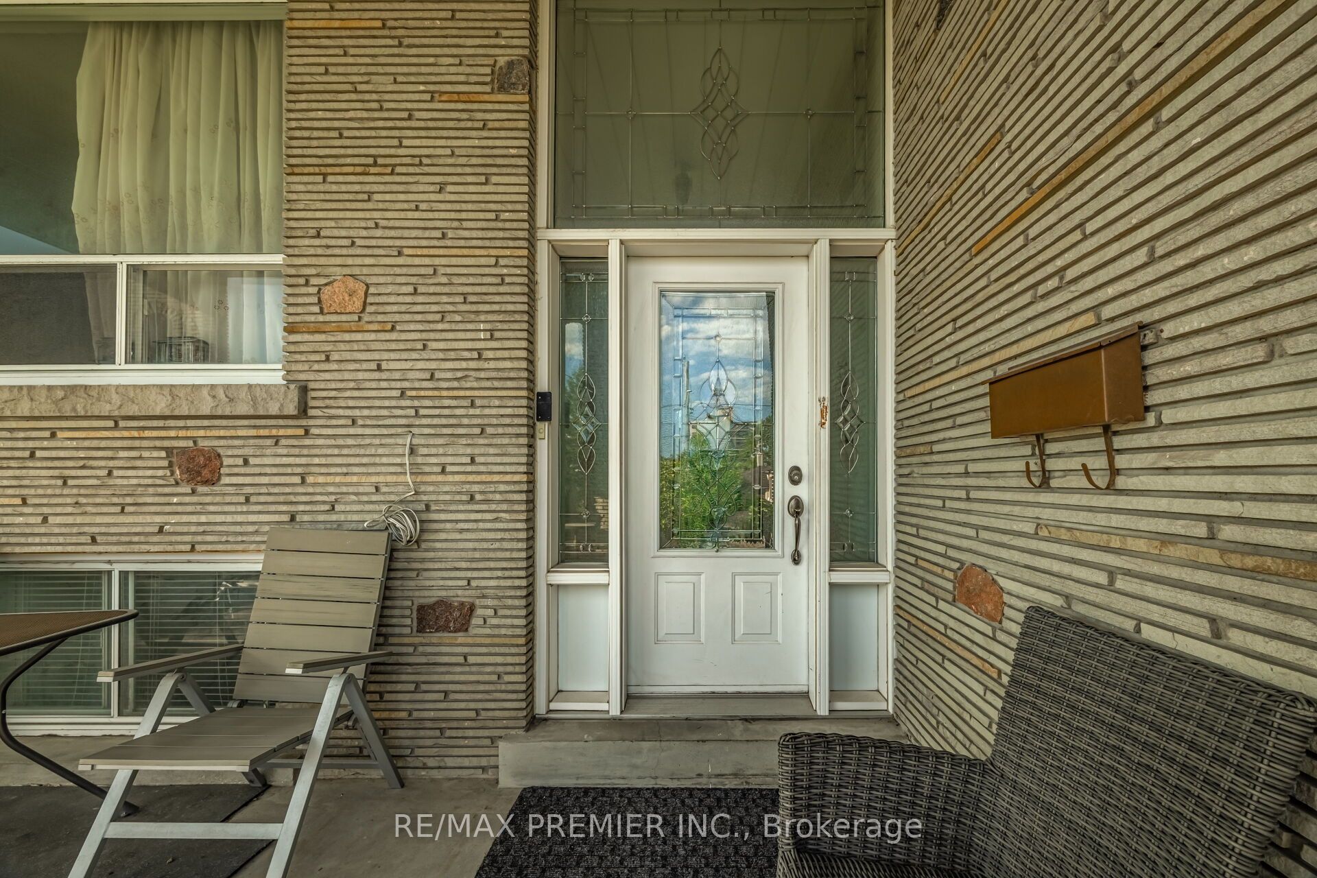 6 Canton Avenue Property Photo 8