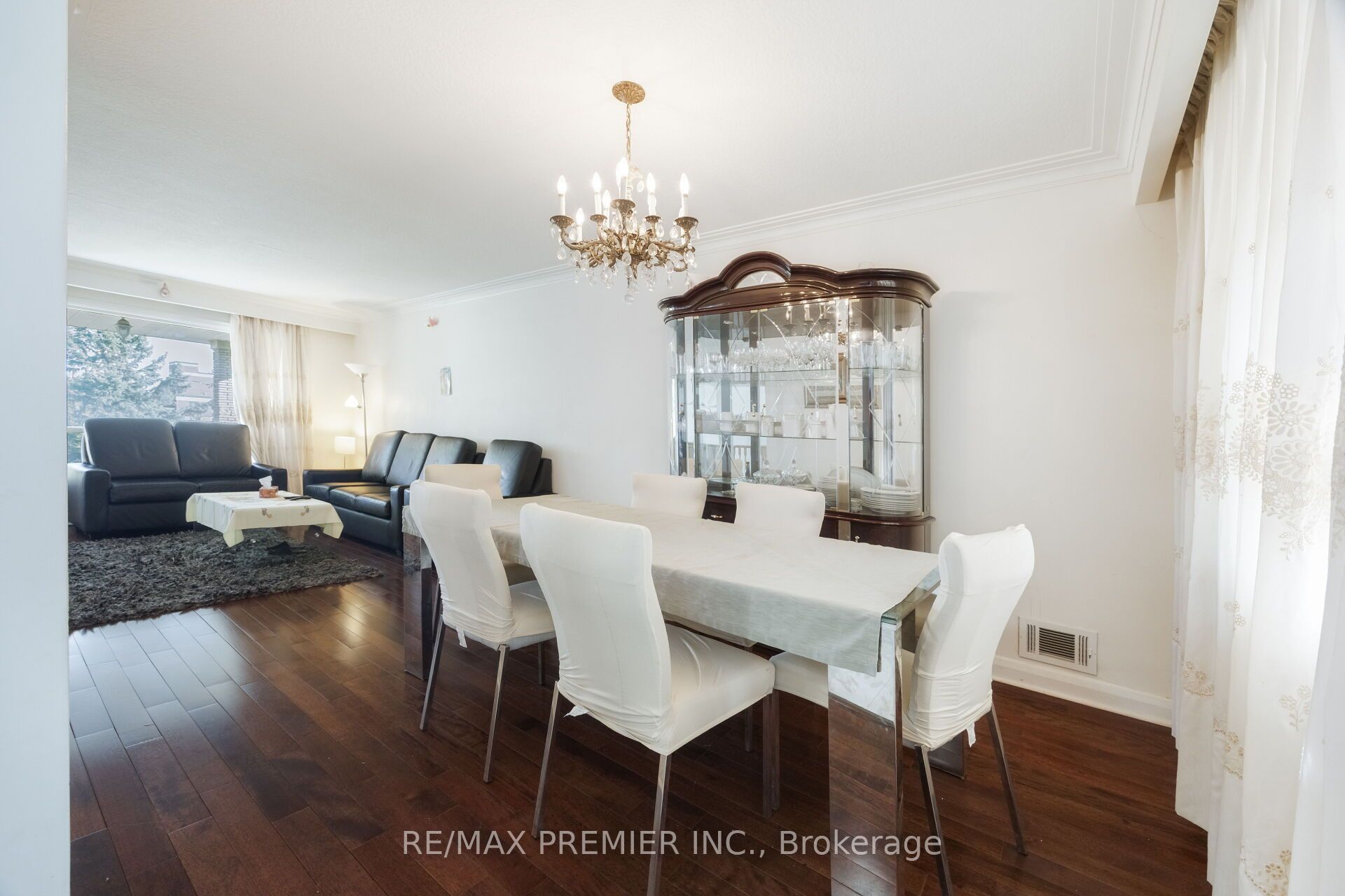 6 Canton Avenue Property Photo 17
