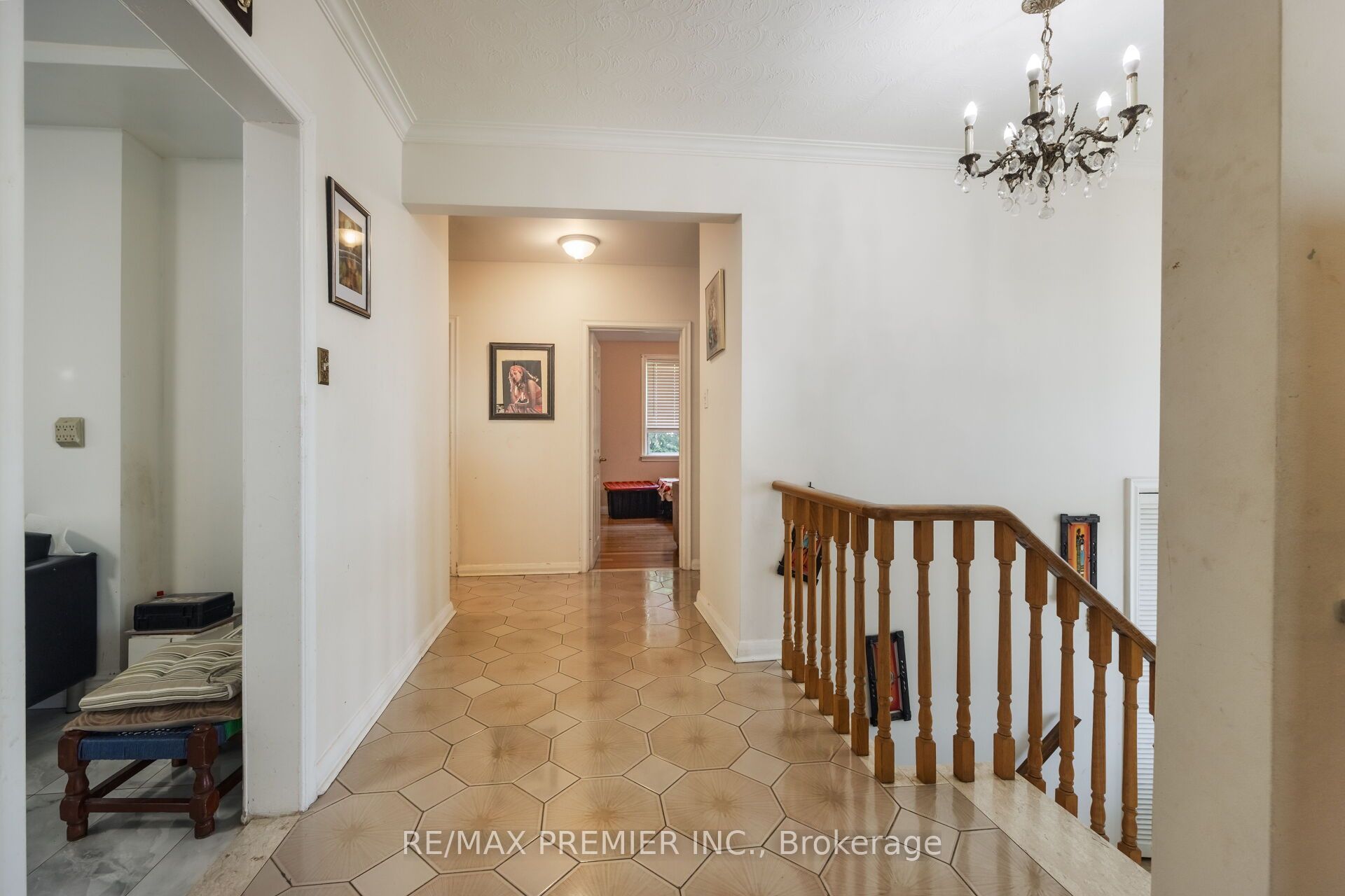 6 Canton Avenue Property Photo 27