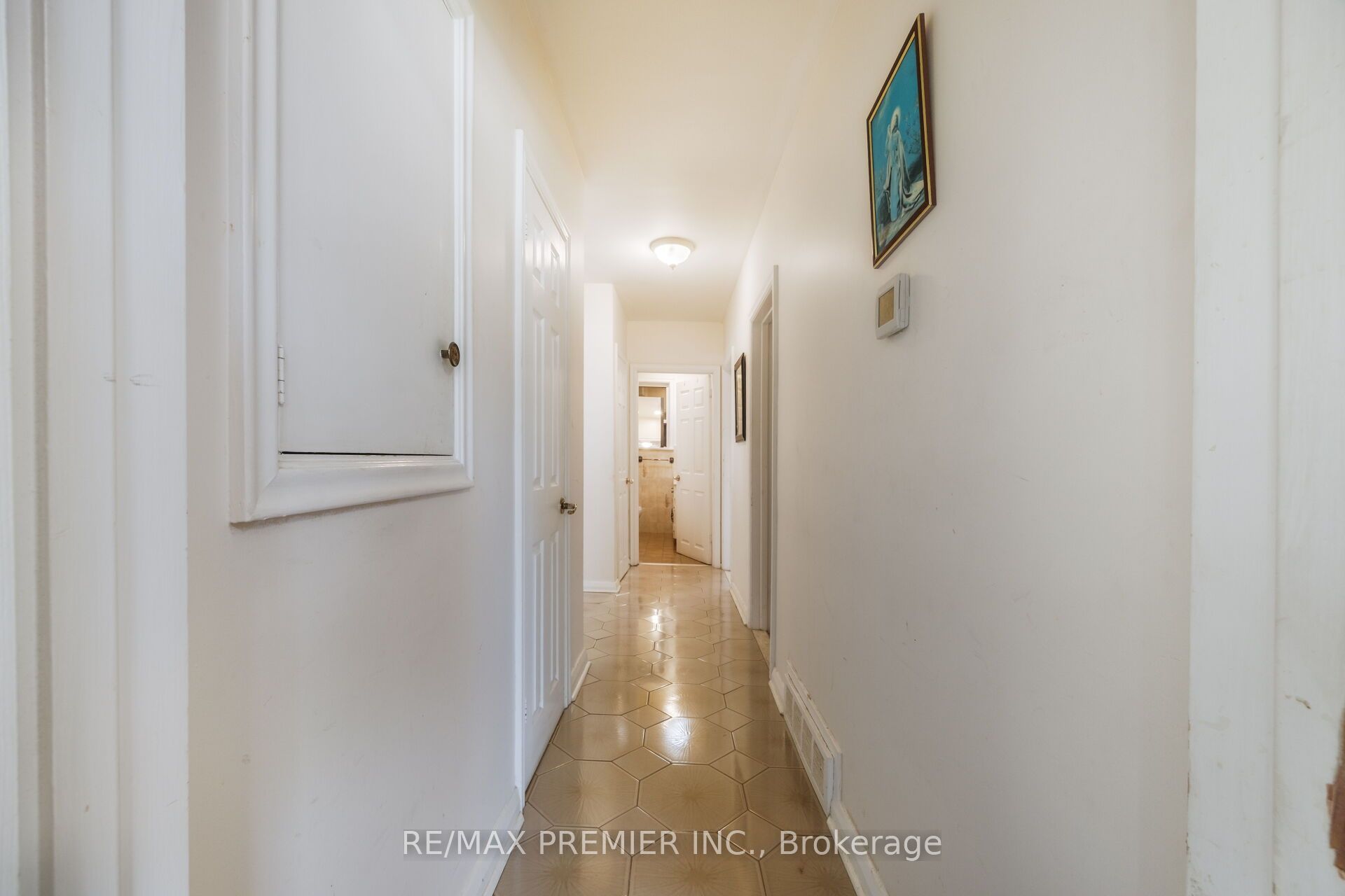 6 Canton Avenue Property Photo 30
