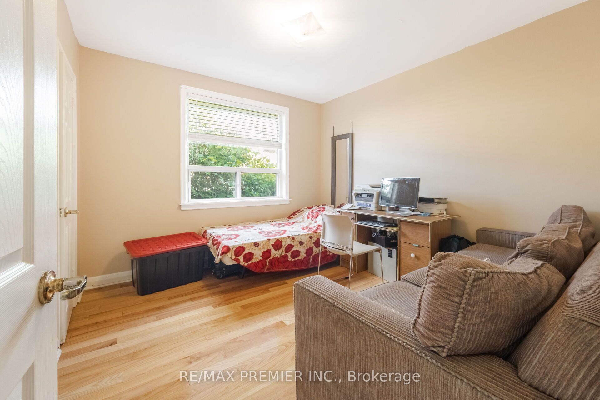 6 Canton Avenue Property Photo 33