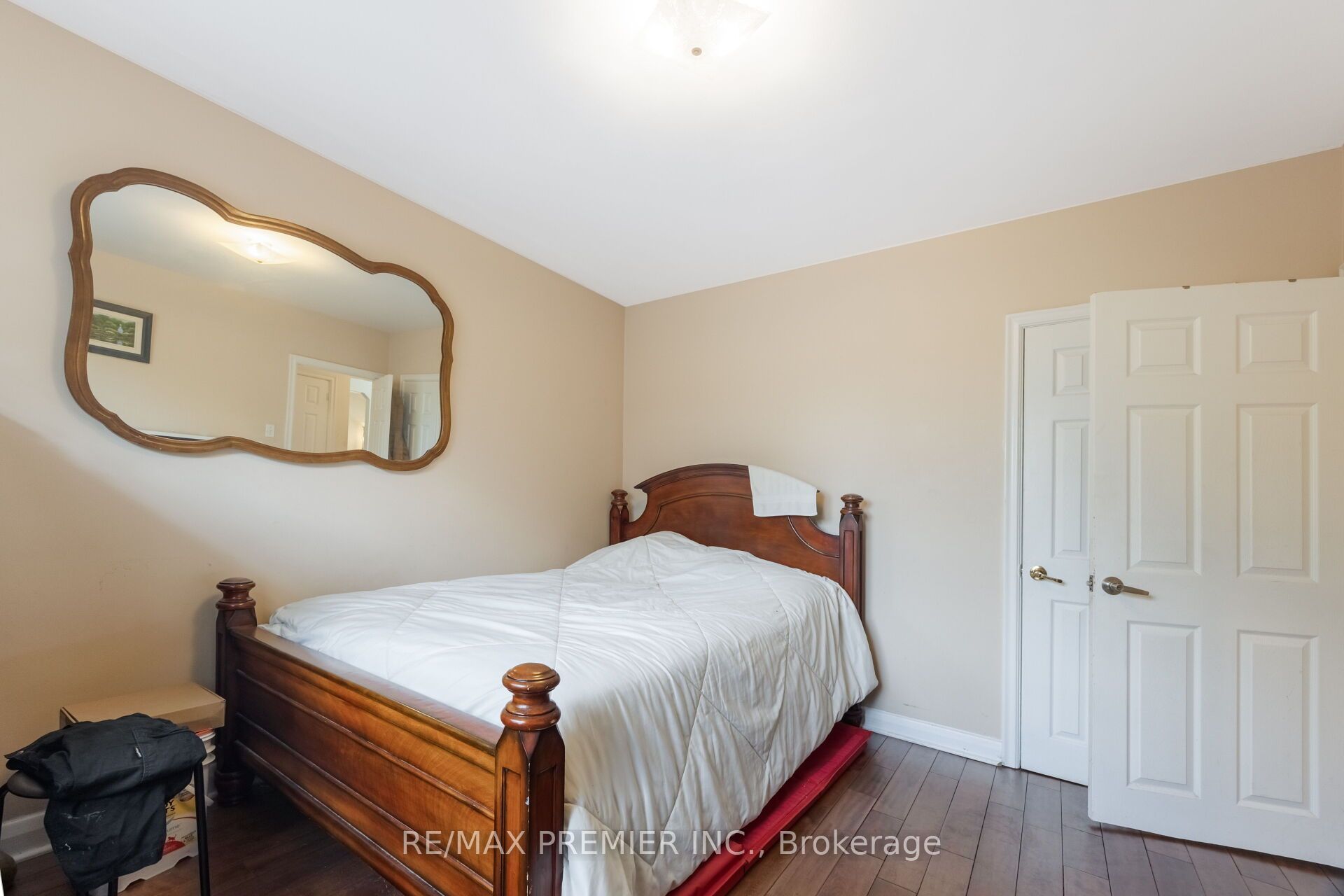 6 Canton Avenue Property Photo 35