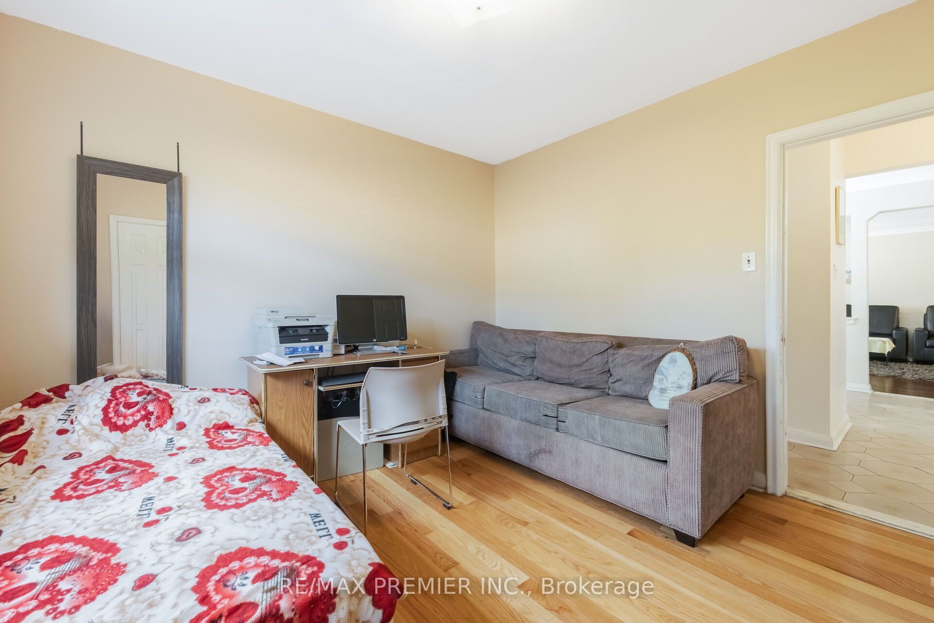 6 Canton Avenue Property Photo 37
