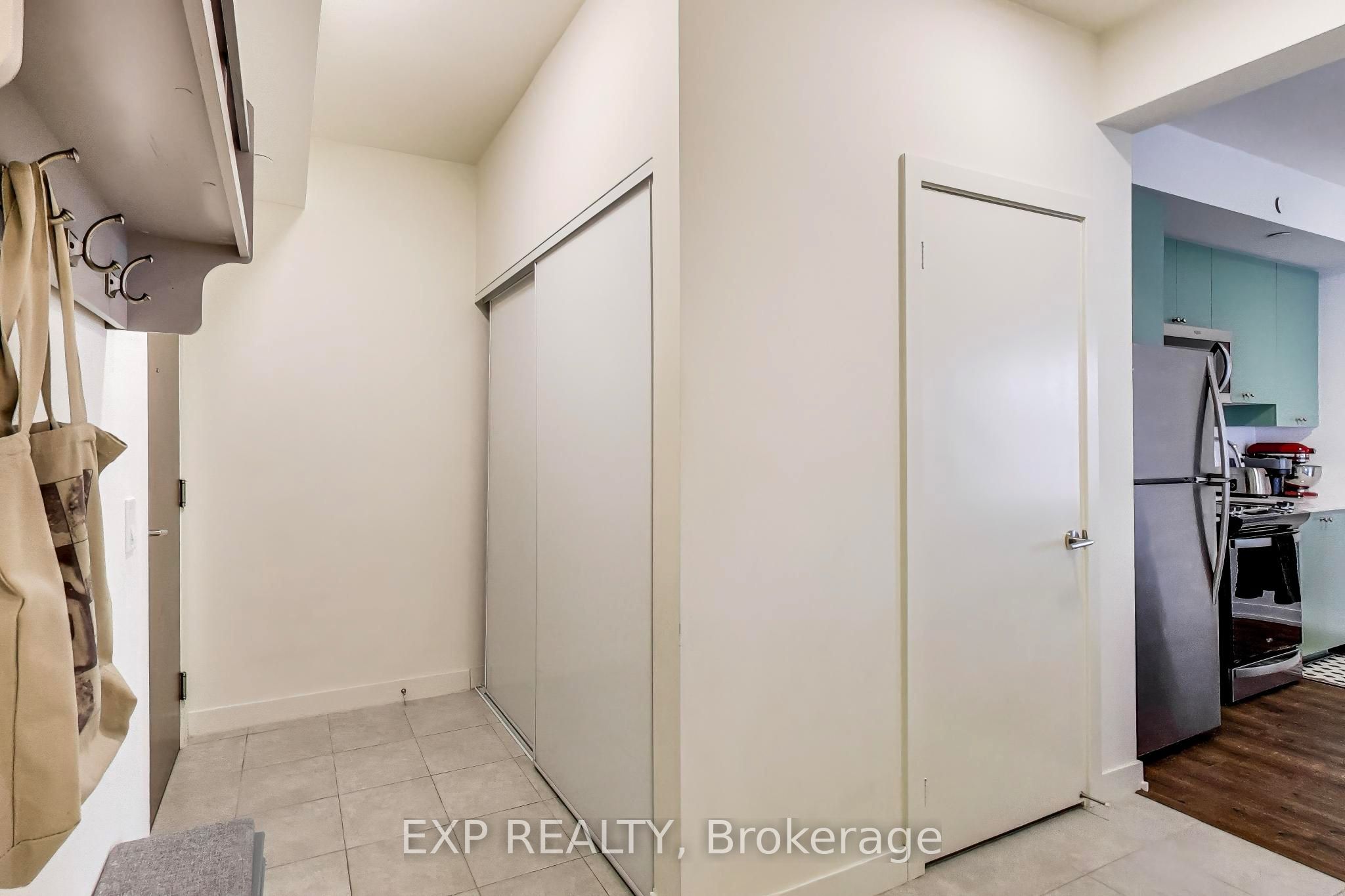 10 Wilby Crescent 1106 Property Photo 8