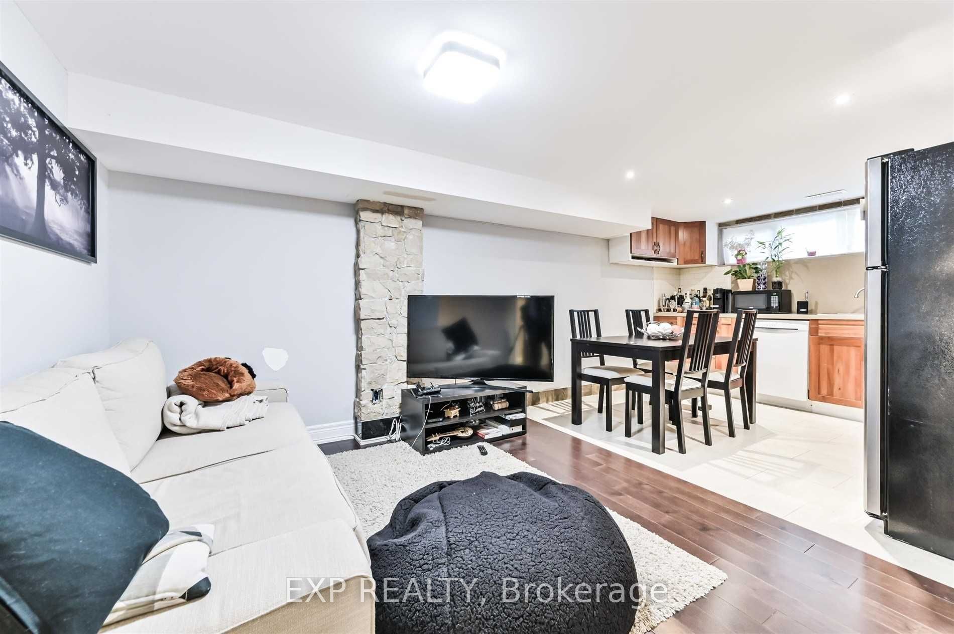 132 Brookhaven Drive Property Photo 4
