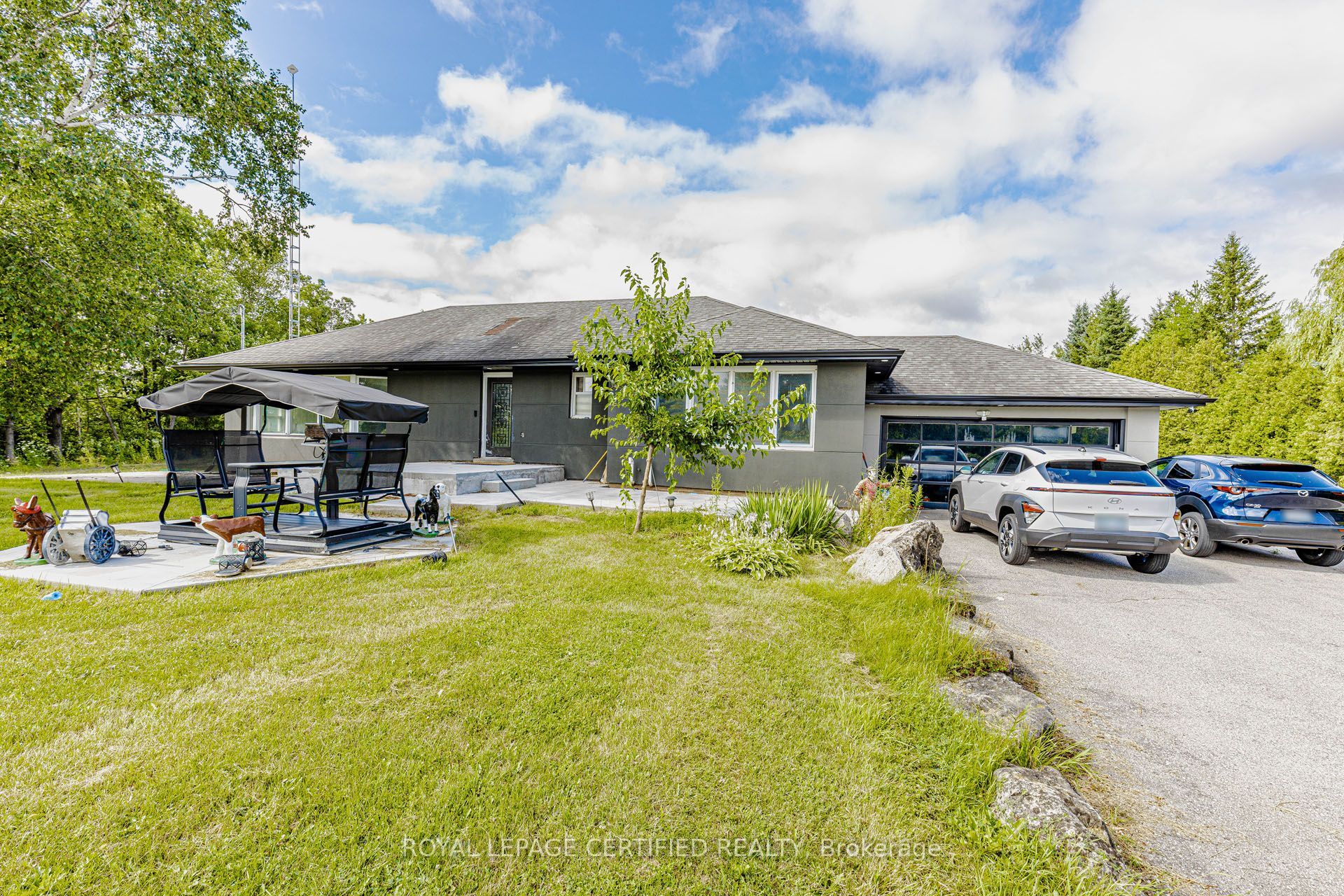 9706 Guelph Line Property Photo 3