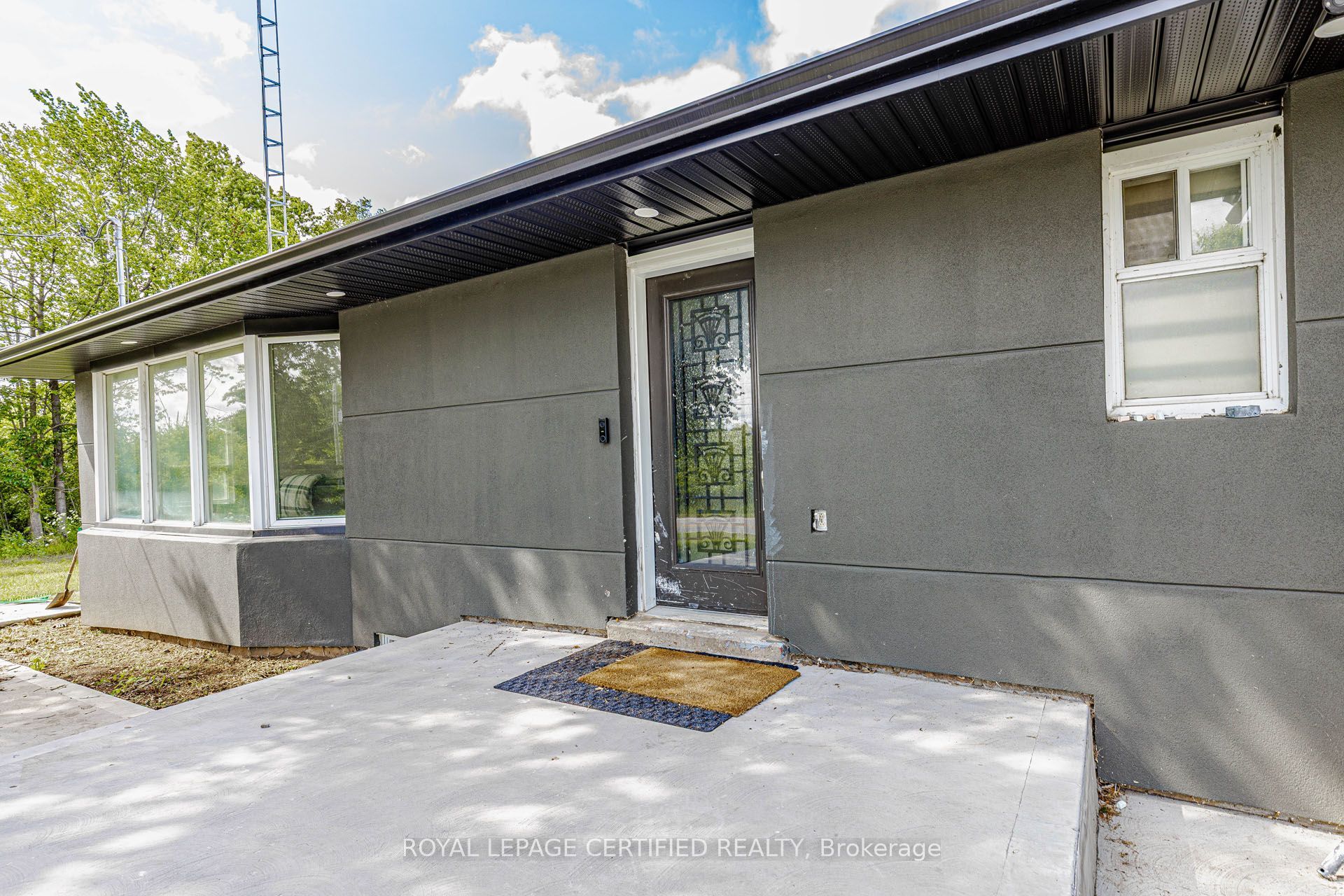 9706 Guelph Line Property Photo 4