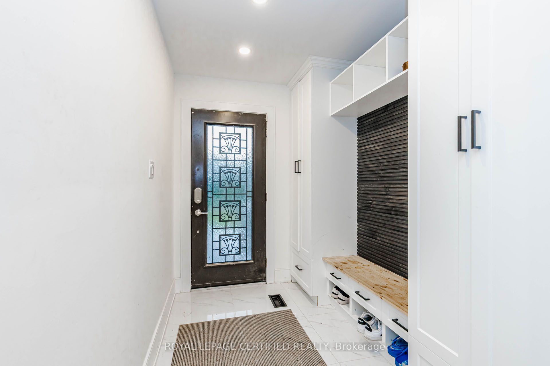 9706 Guelph Line Property Photo 5