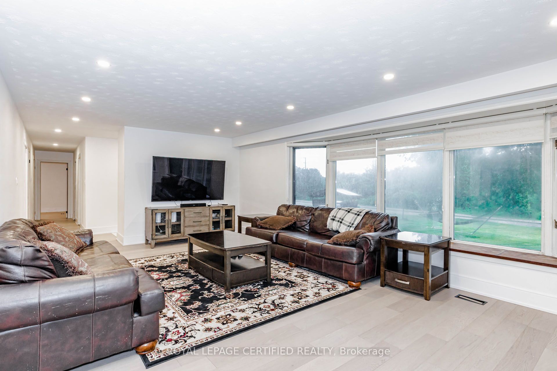9706 Guelph Line Property Photo 8